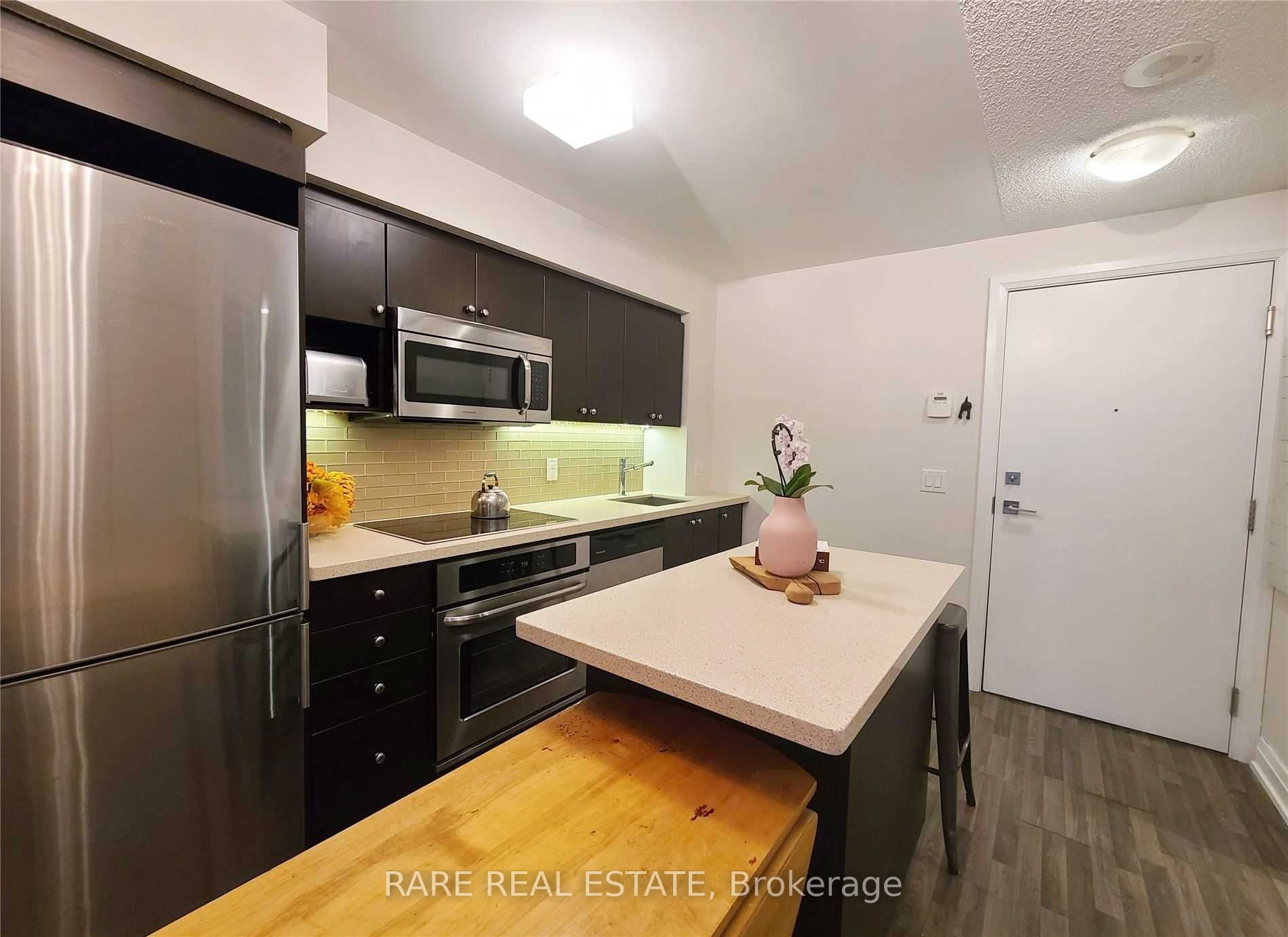 565 Wilson Avenue 320W, Toronto, ON M3H 0C6 photo 5