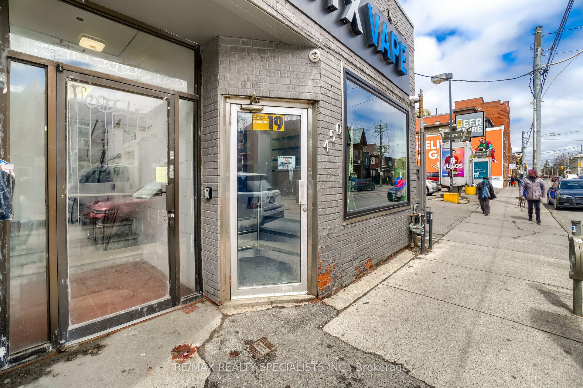 450 Bathurst Street 2, Toronto, ON M5T 2S6 photo 2