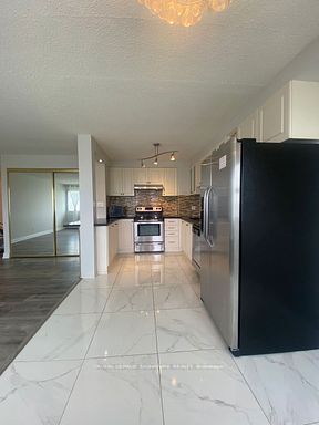 725 Don Mills Road 1208, Toronto, ON M3C 1S6 photo 3