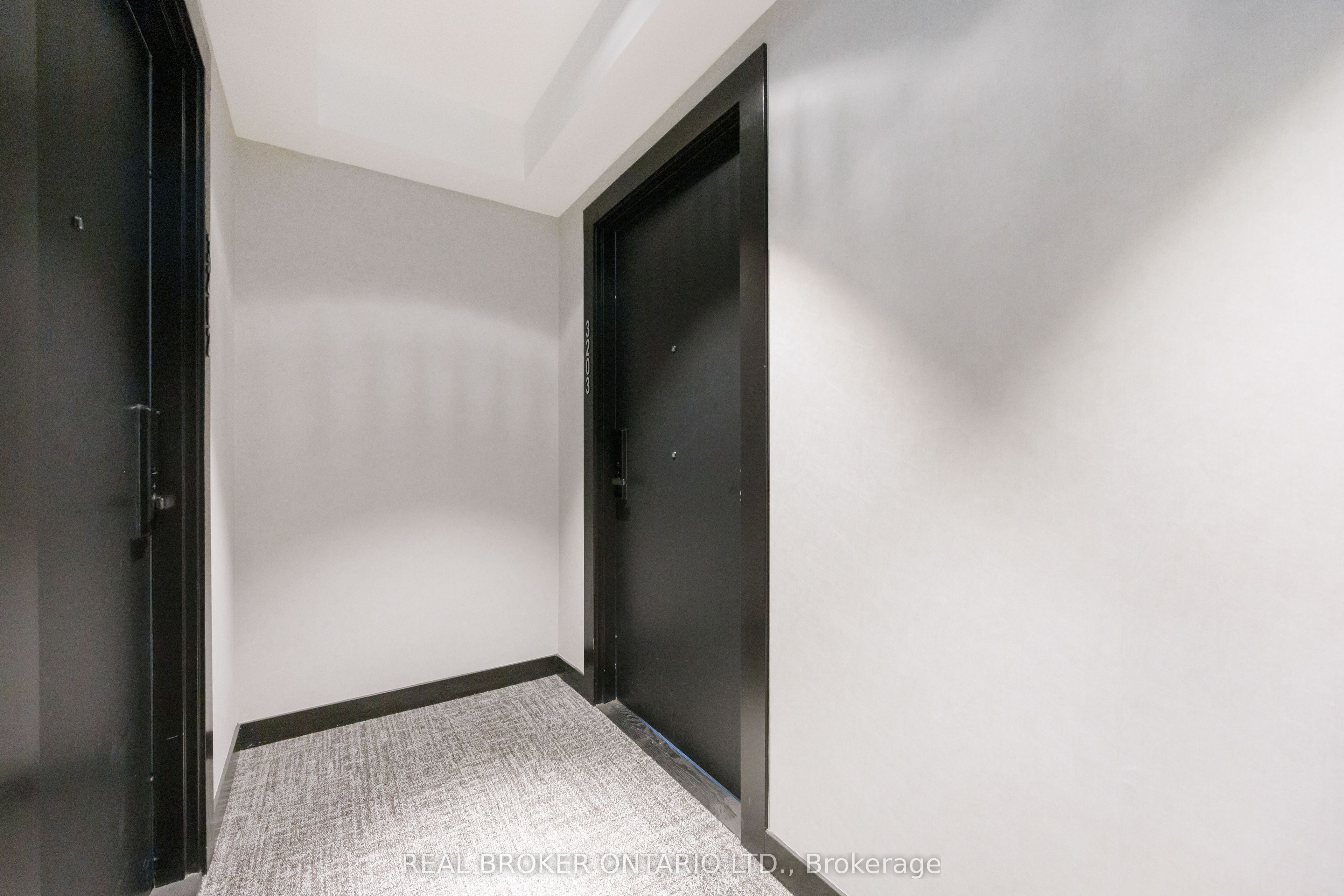 88 queen Street, Toronto, ON M5C 0B6 photo 3