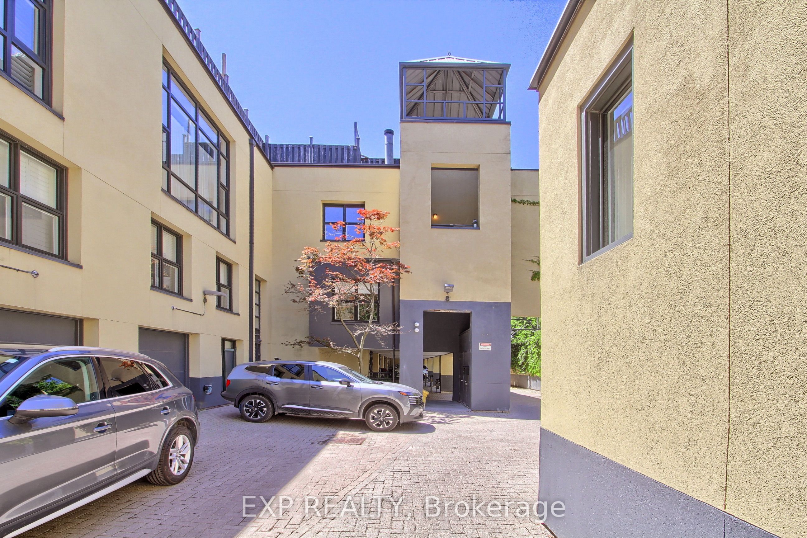 306 Sackville Street 4, Toronto, ON M5A 3G2 photo 3