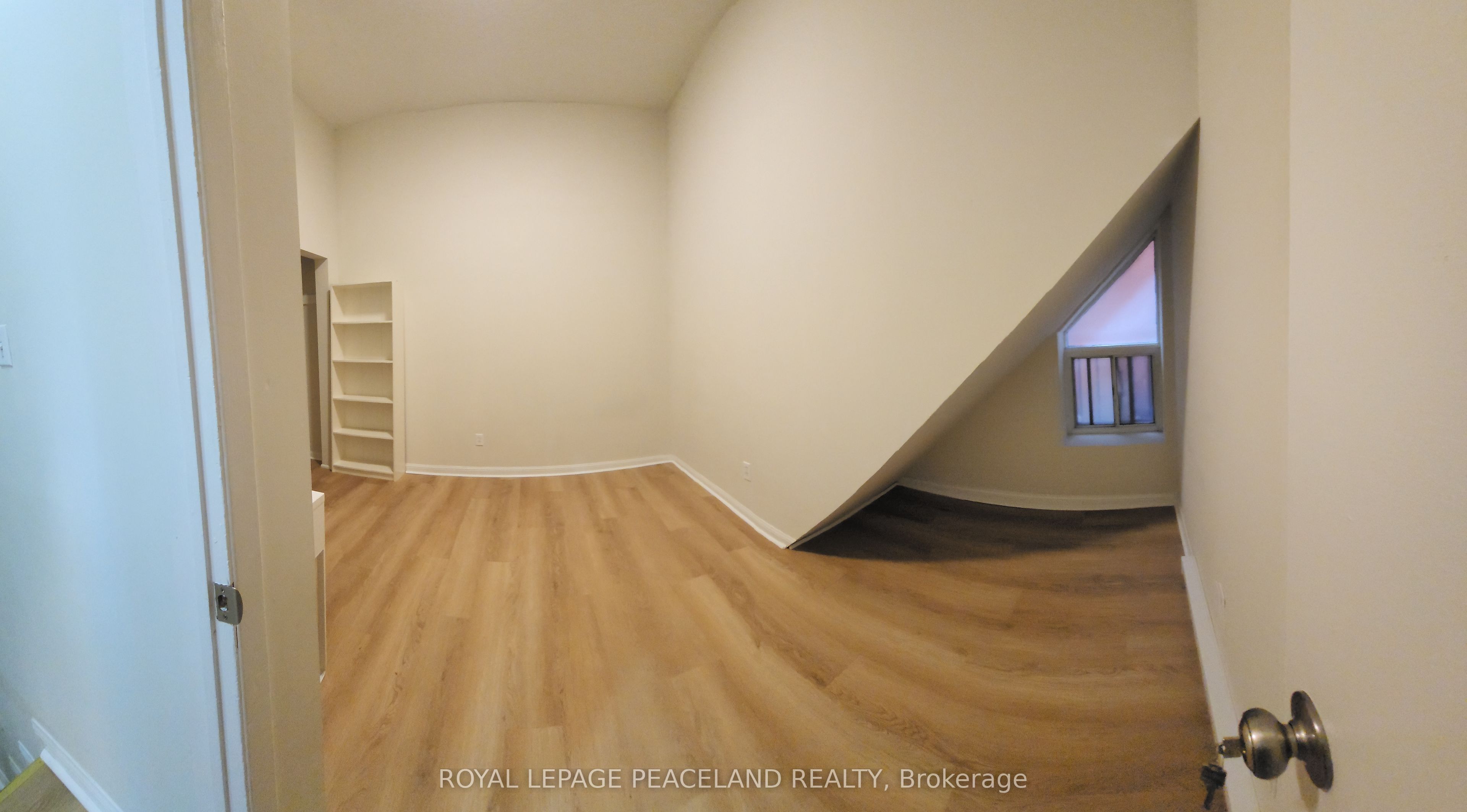 558 Spadina Crescent 1, Toronto, ON M5S 2J9 photo 5