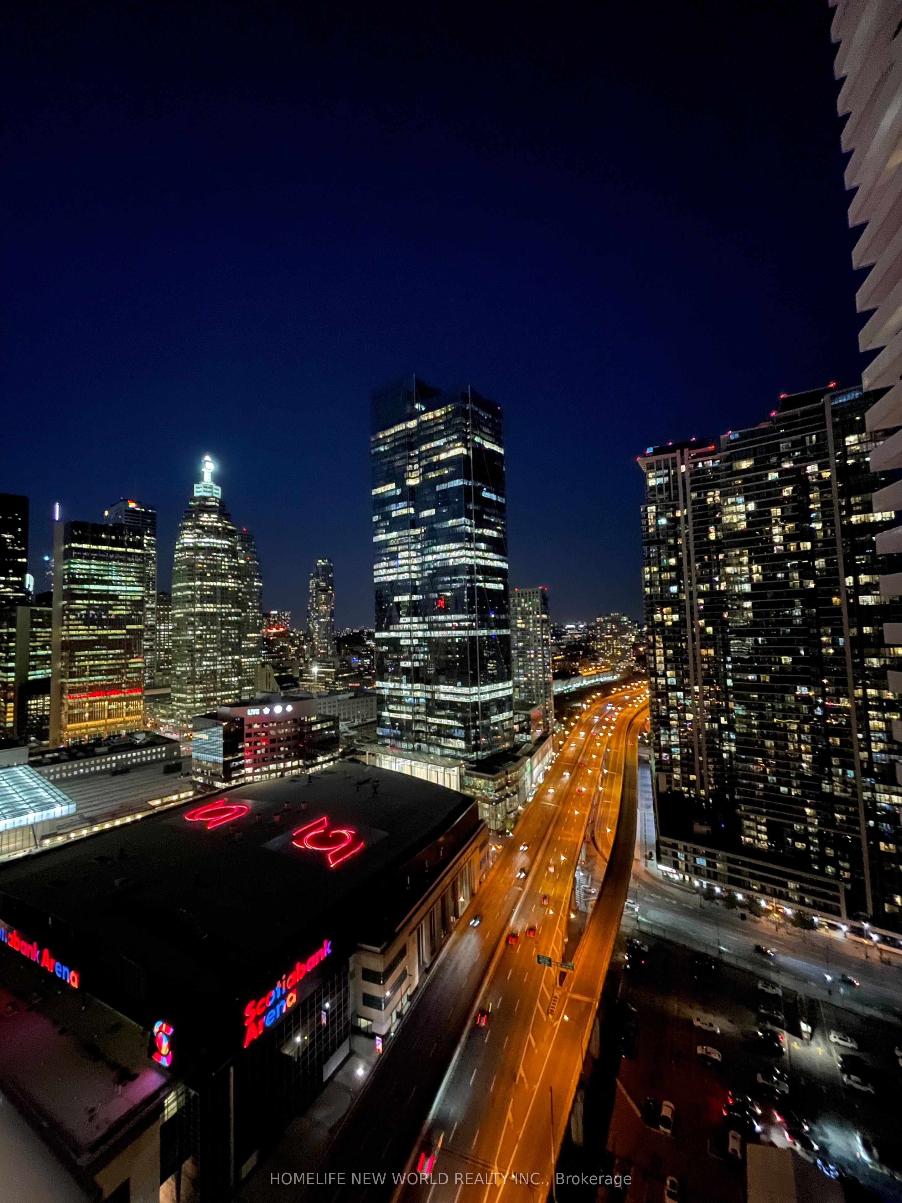 100 Harbour Street 3005, Toronto, ON M5J 0B5 photo 2