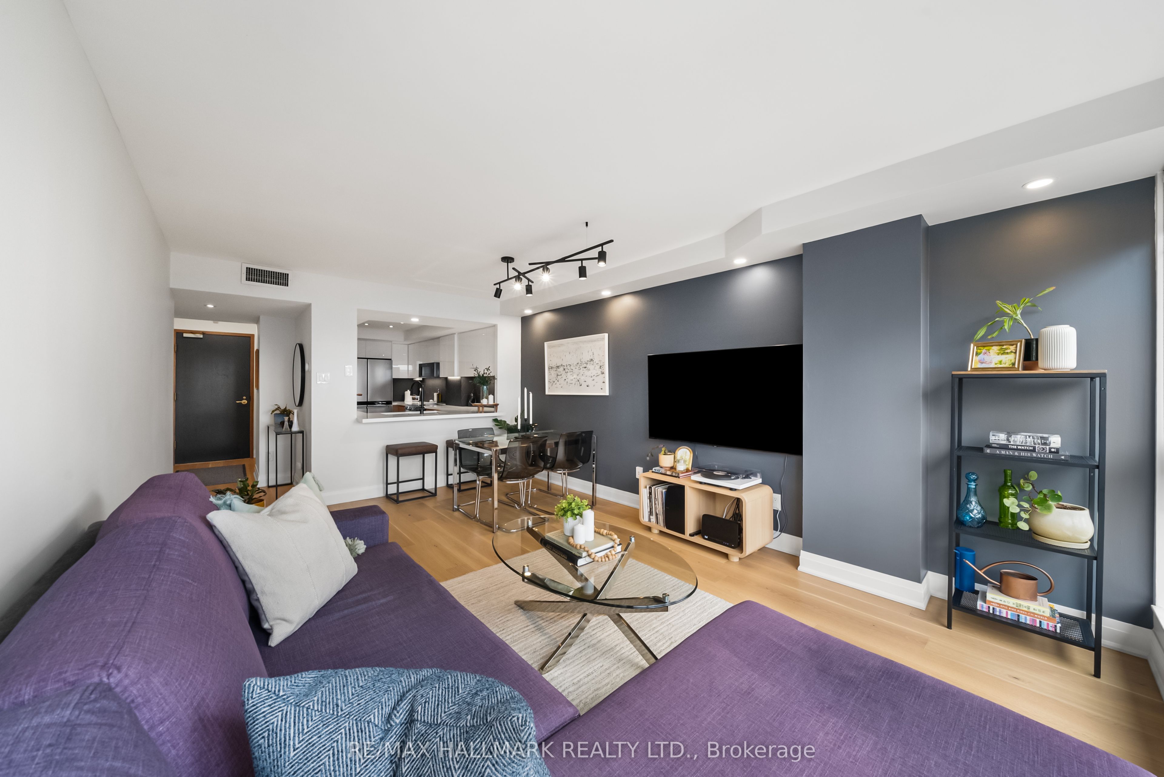 7 Broadway Avenue 506, Toronto, ON M4P 3C5 photo 4
