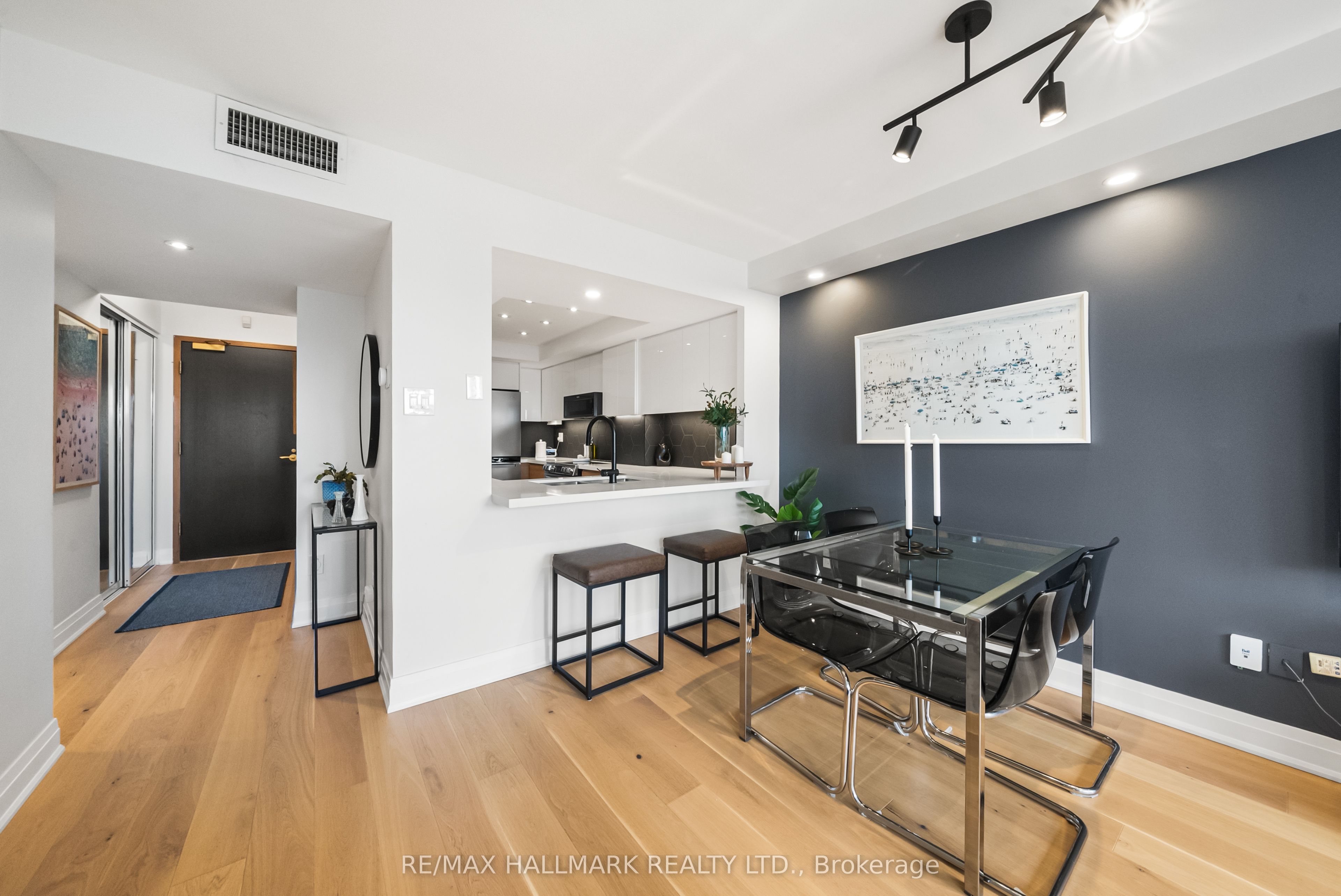 7 Broadway Avenue 506, Toronto, ON M4P 3C5 photo 5