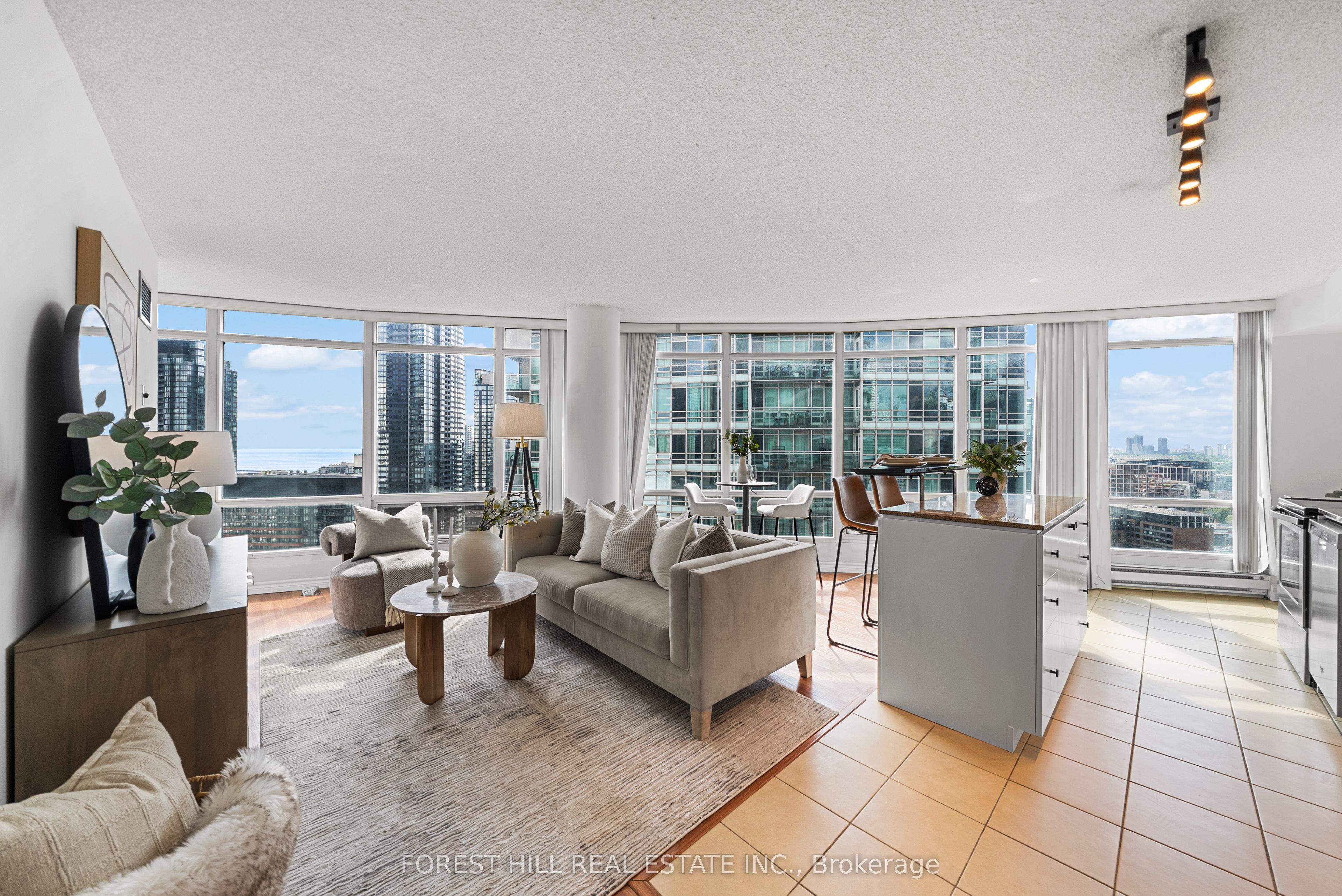 373 Front Street W 3003, Toronto, ON M5V 3R7 photo 3