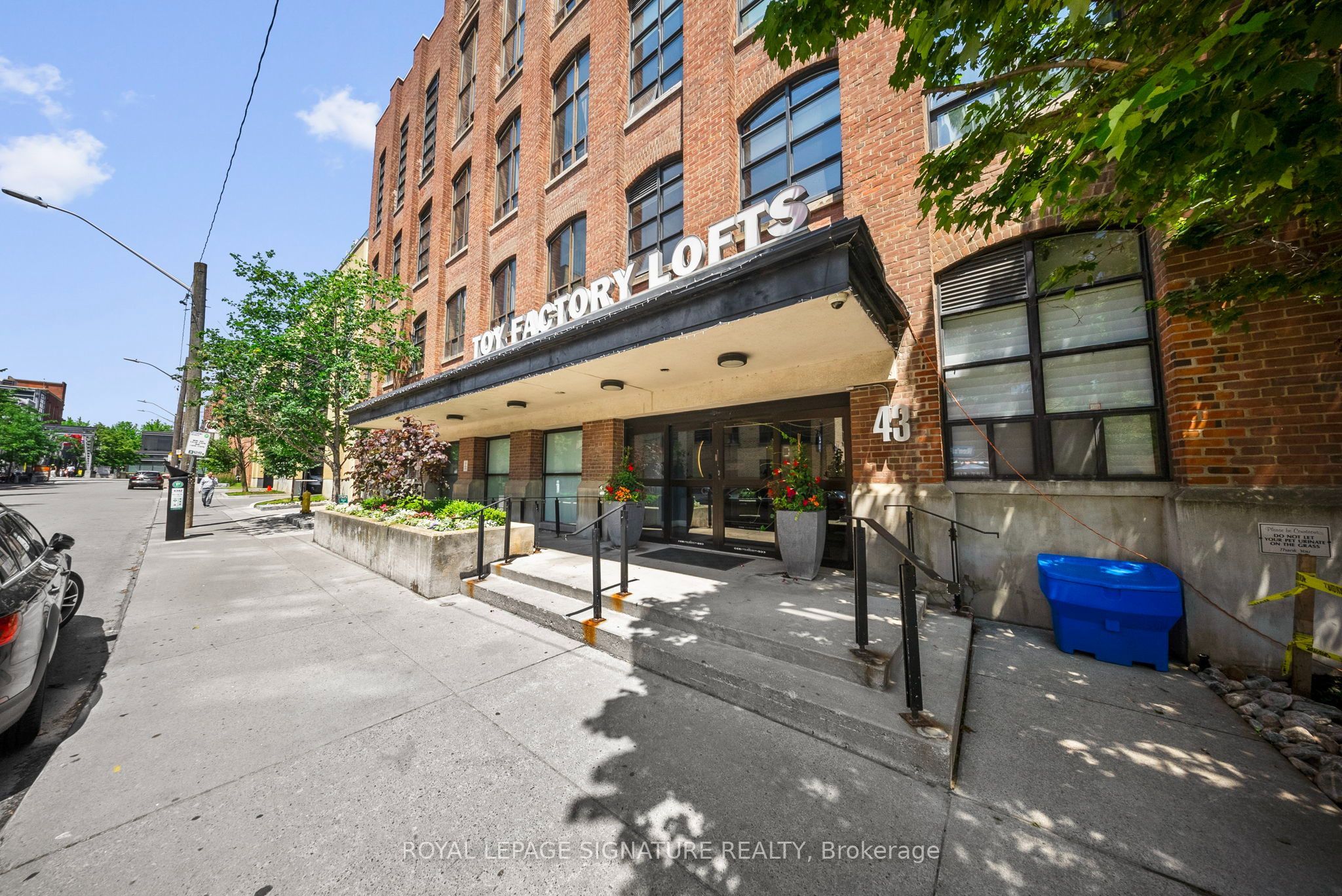 43 Hanna Avenue 411, Toronto, ON M6K 1X1 photo 4