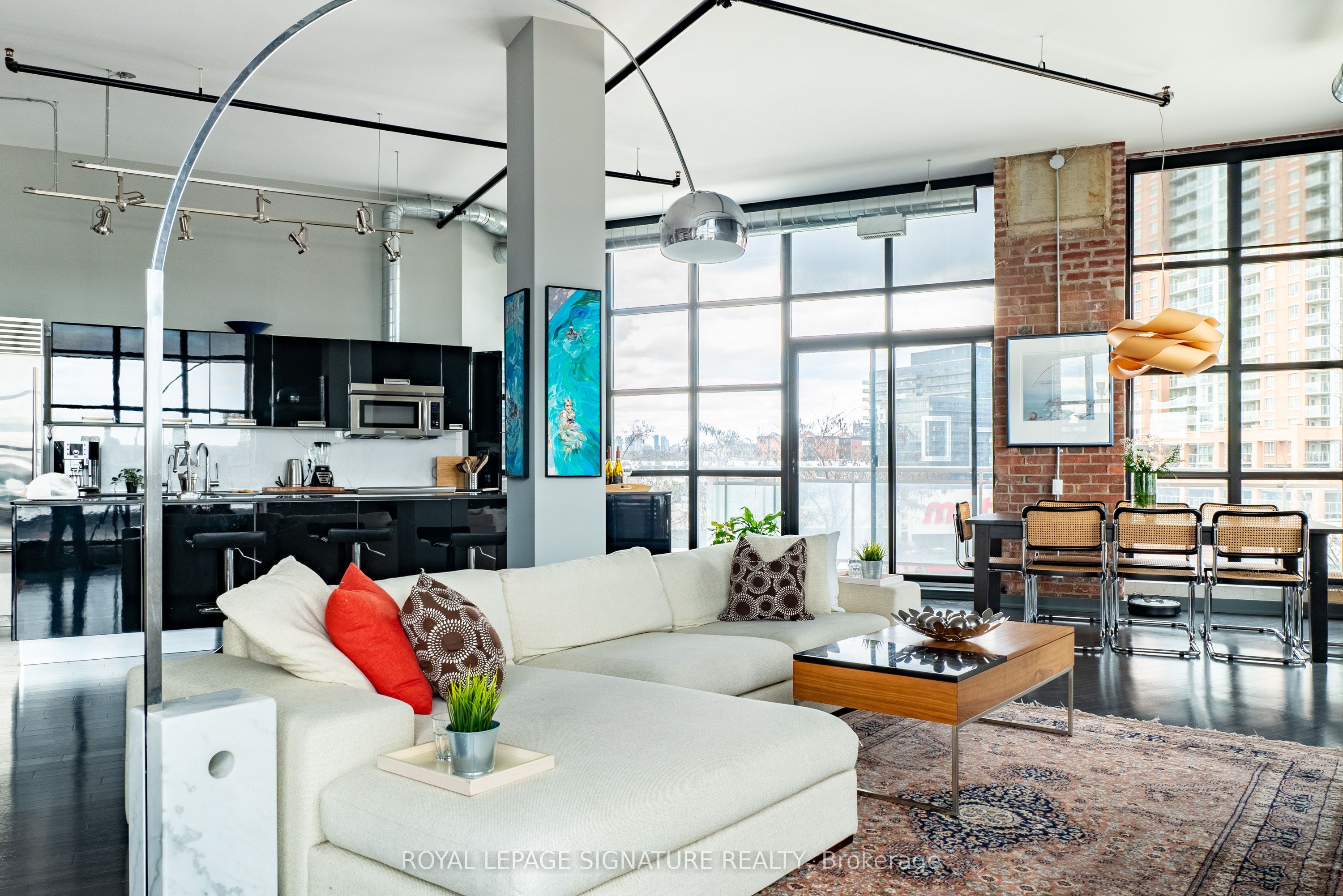 43 Hanna Avenue 411, Toronto, ON M6K 1X1 photo 5