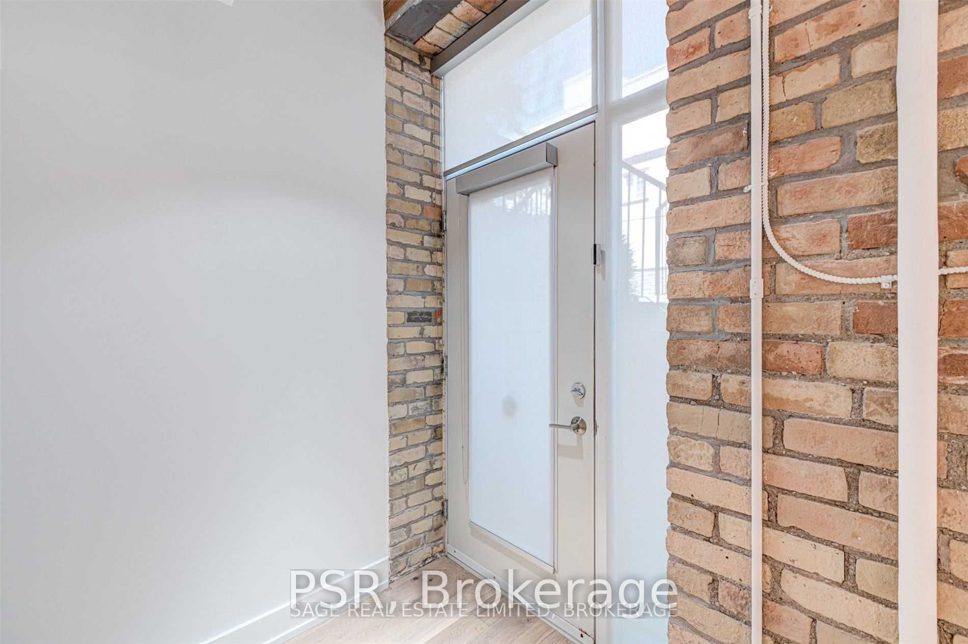 955 Queen Street W 117, Toronto, ON M6J 1G9 photo 2