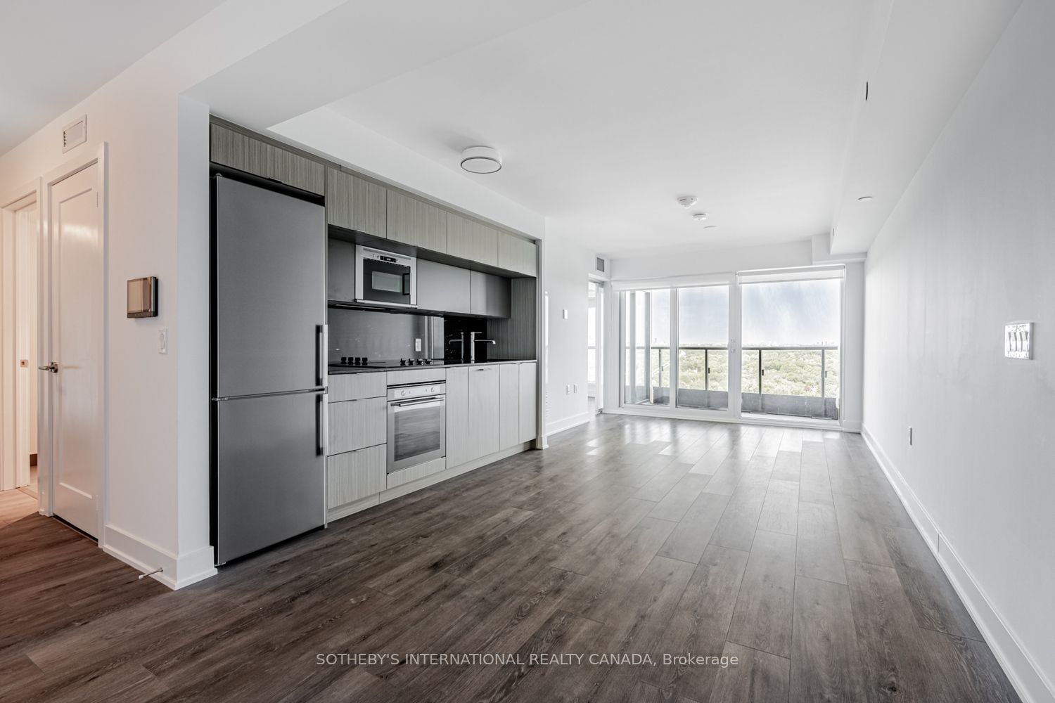 585 Bloor Street E 2124, Toronto, ON M4W 0B3