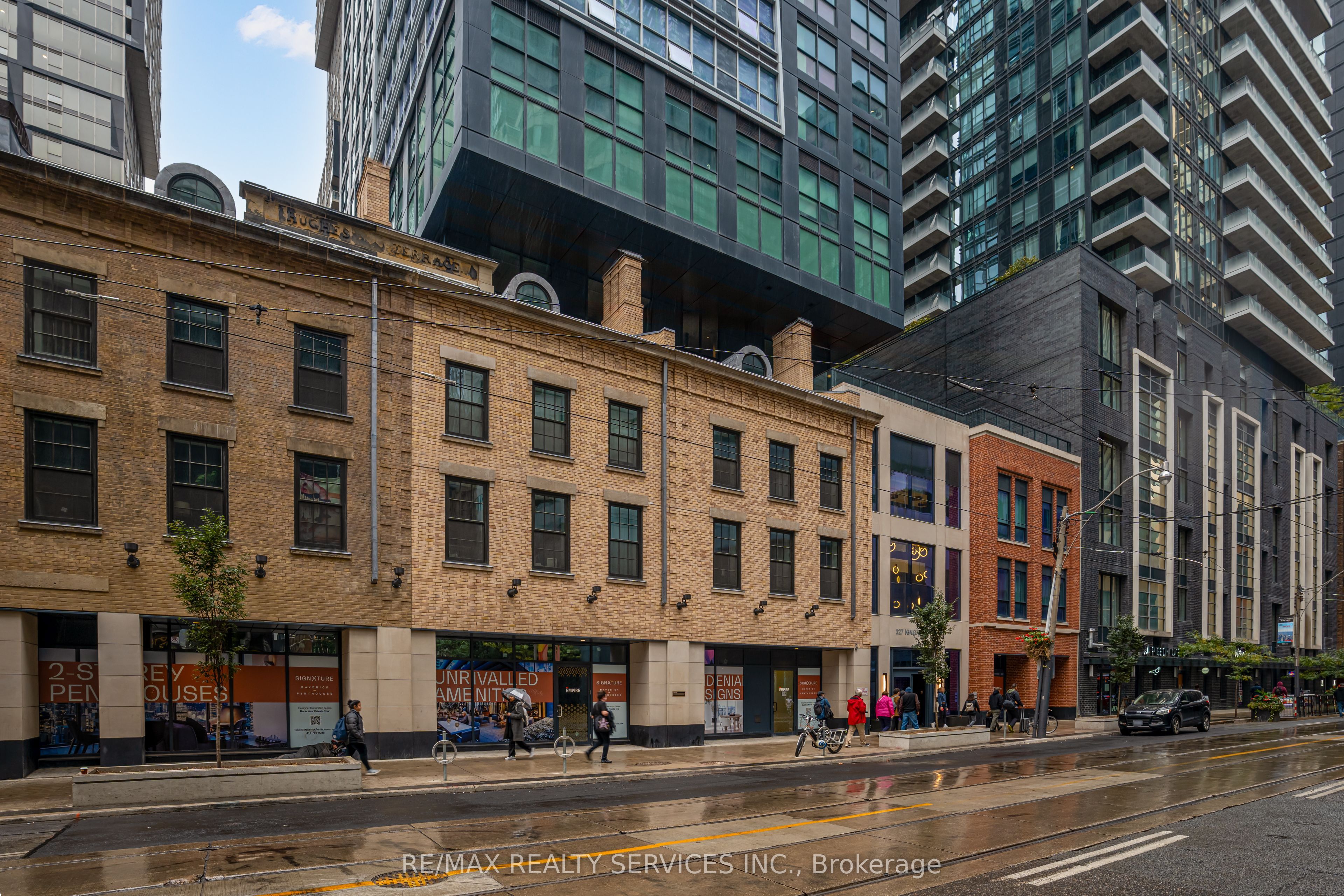 327 King Street W 4106, Toronto, ON M5V 0W7 photo 3