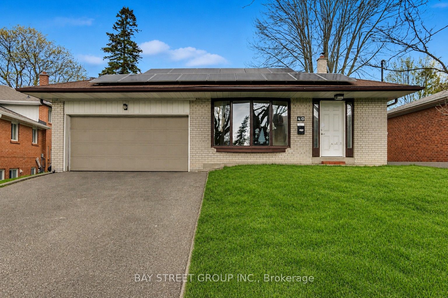 40 Bellbury Crescent Upper, Toronto, ON M2J 2J8