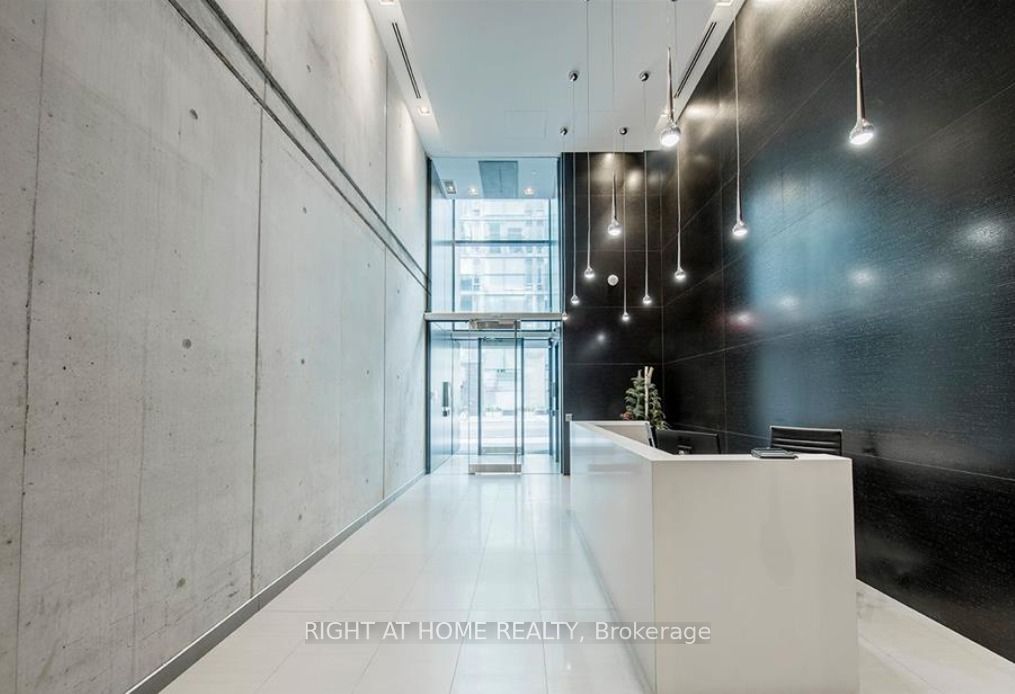 11 Charlotte Street 3005, Toronto, ON M5V 2H5 photo 5