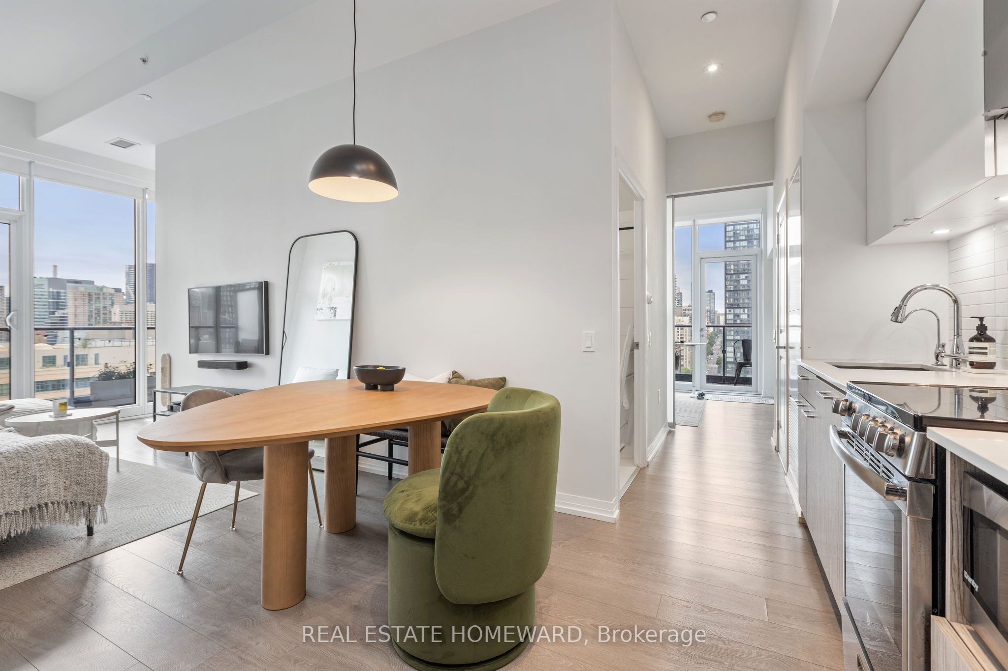 251 Jarvis Street 2006, Toronto, ON M5B 0C3 photo 3