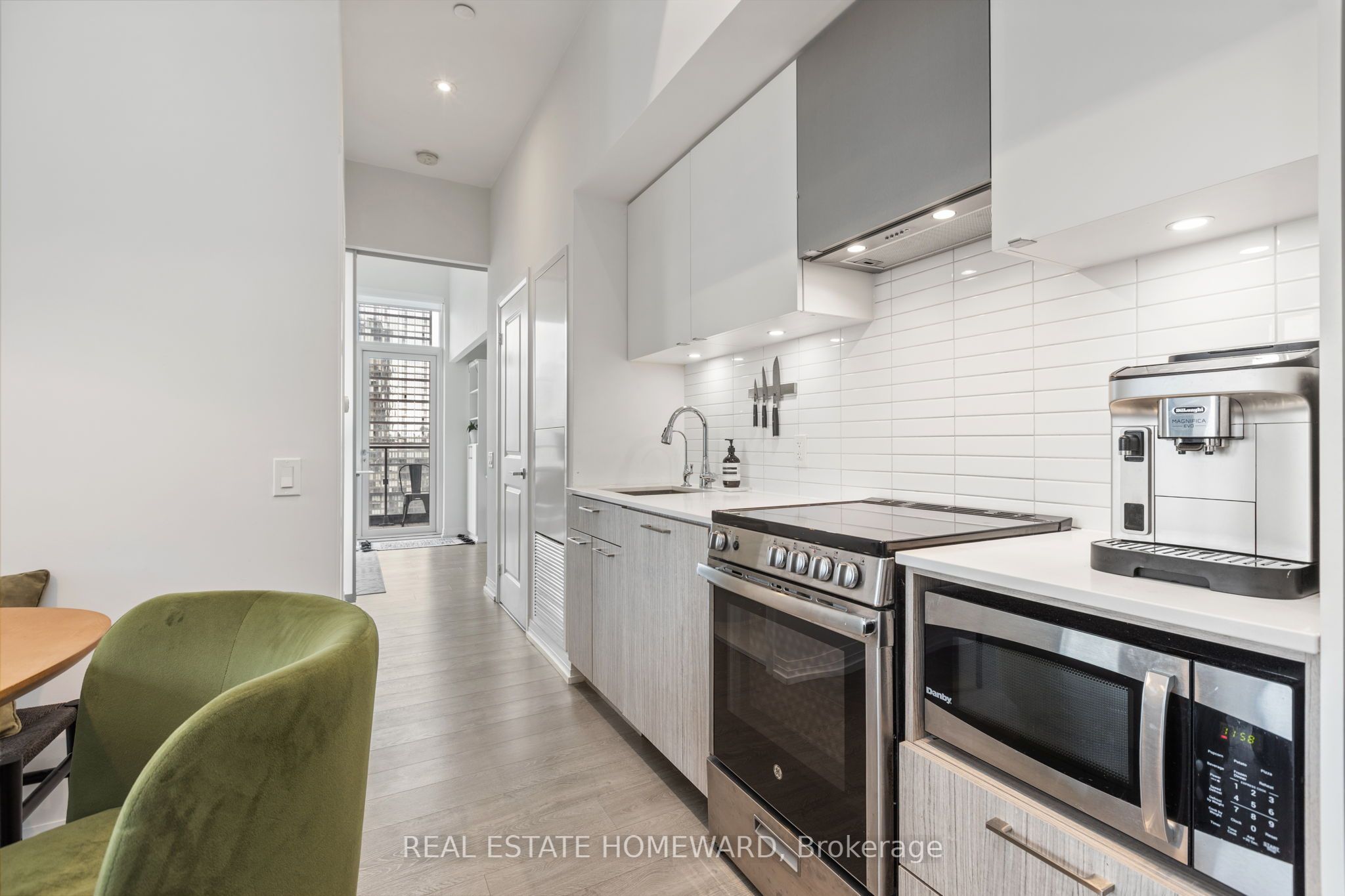 251 Jarvis Street 2006, Toronto, ON M5B 0C3 photo 4