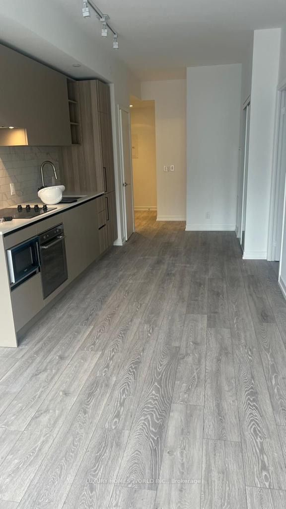 55 Mercer Street 1611, Toronto, ON M5V 3W2 photo 2