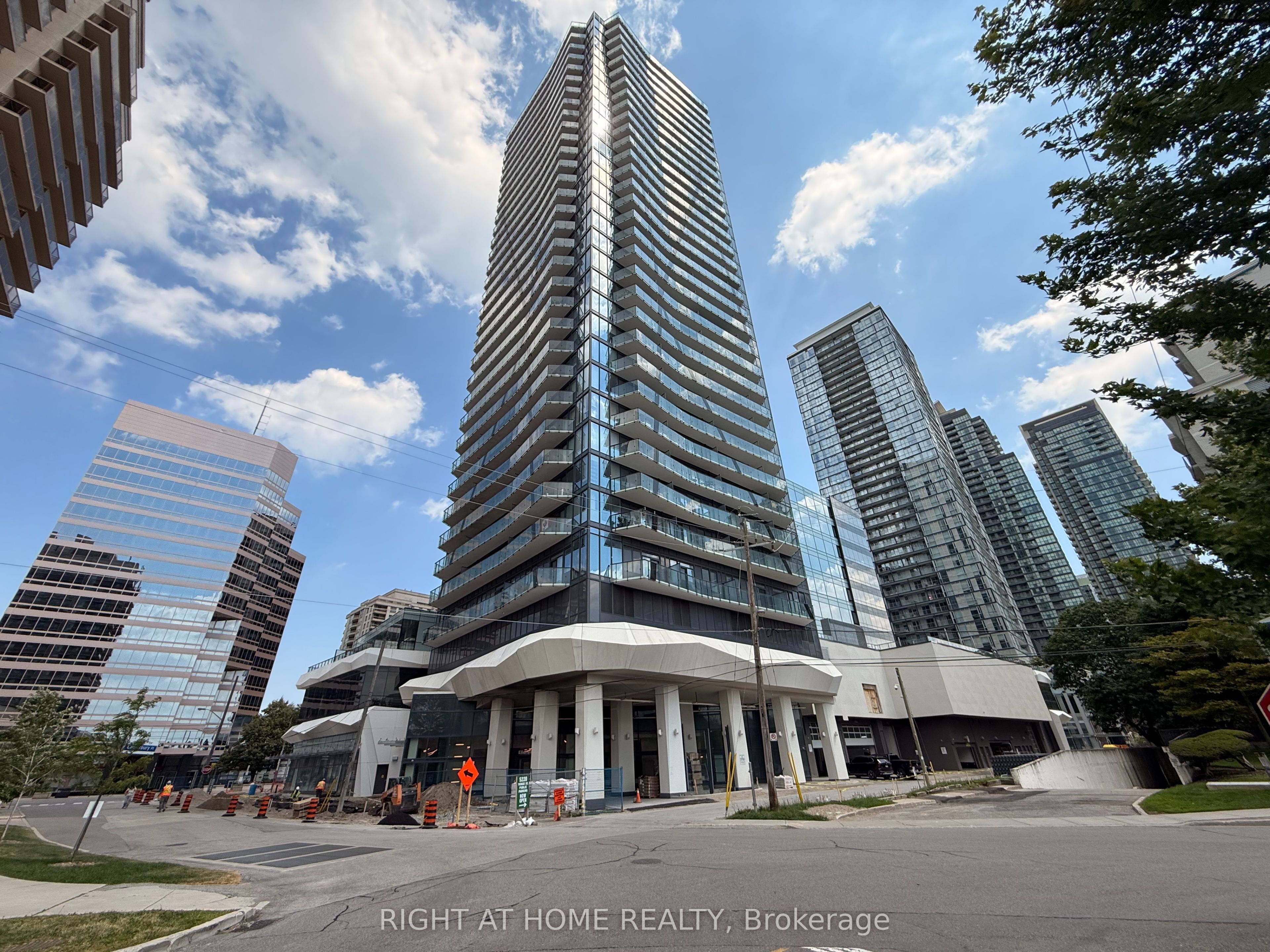 15 Ellerslie Avenue 809, Toronto, ON M2N 0E7