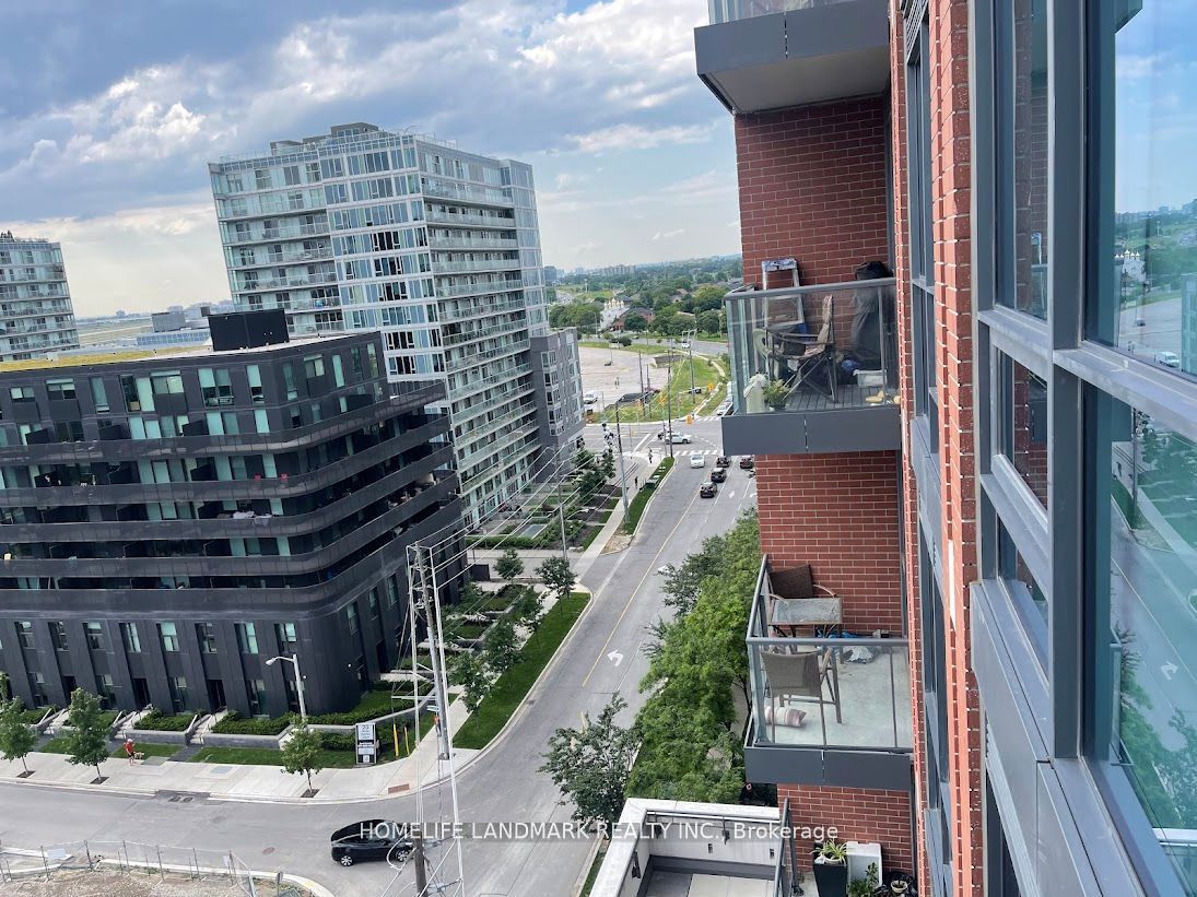 31 Tippett Road 1025, Toronto, ON M3H 0C8 photo 5