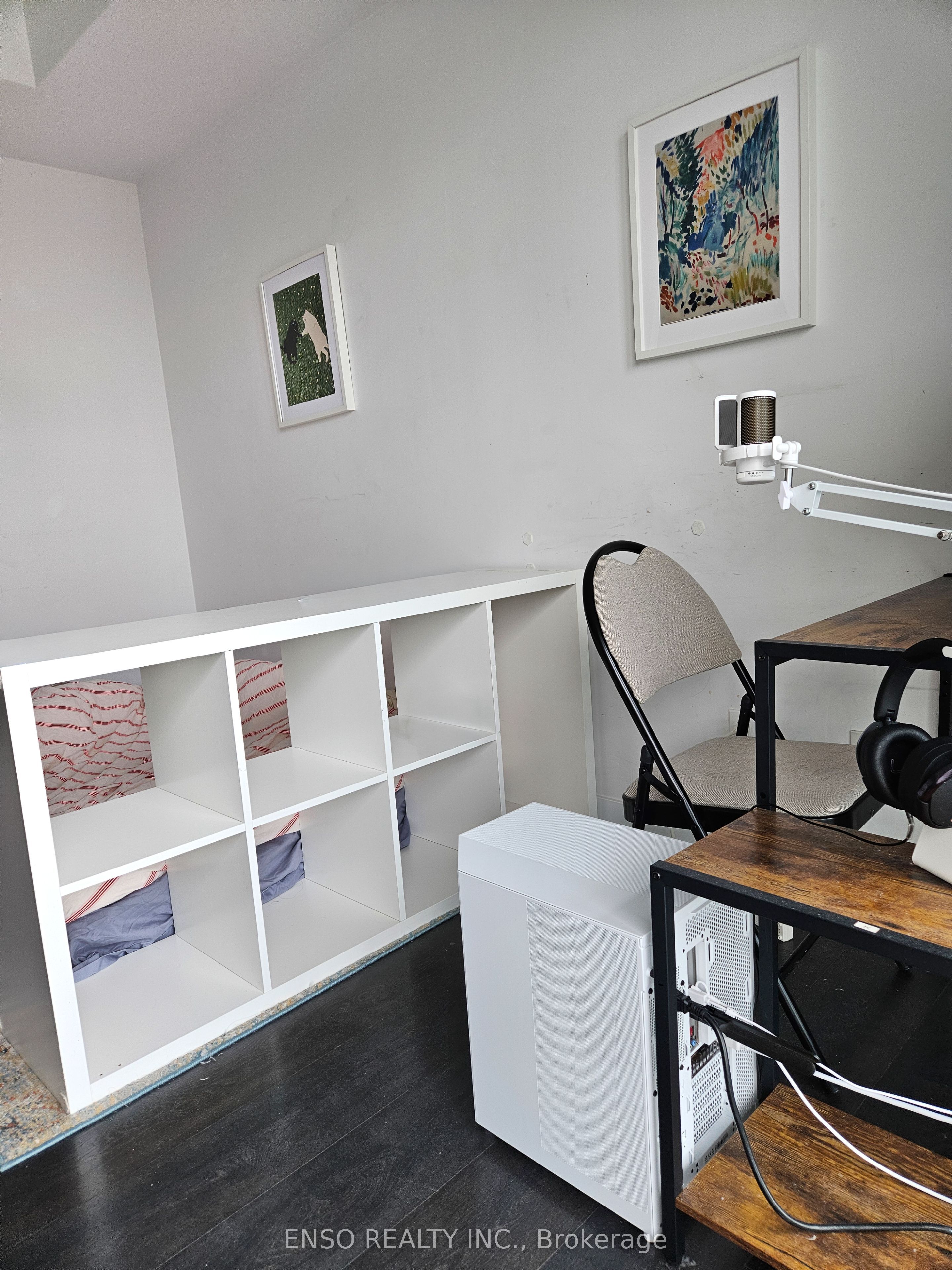 297 College Street 1221, Toronto, ON M5T 0C2 photo 3