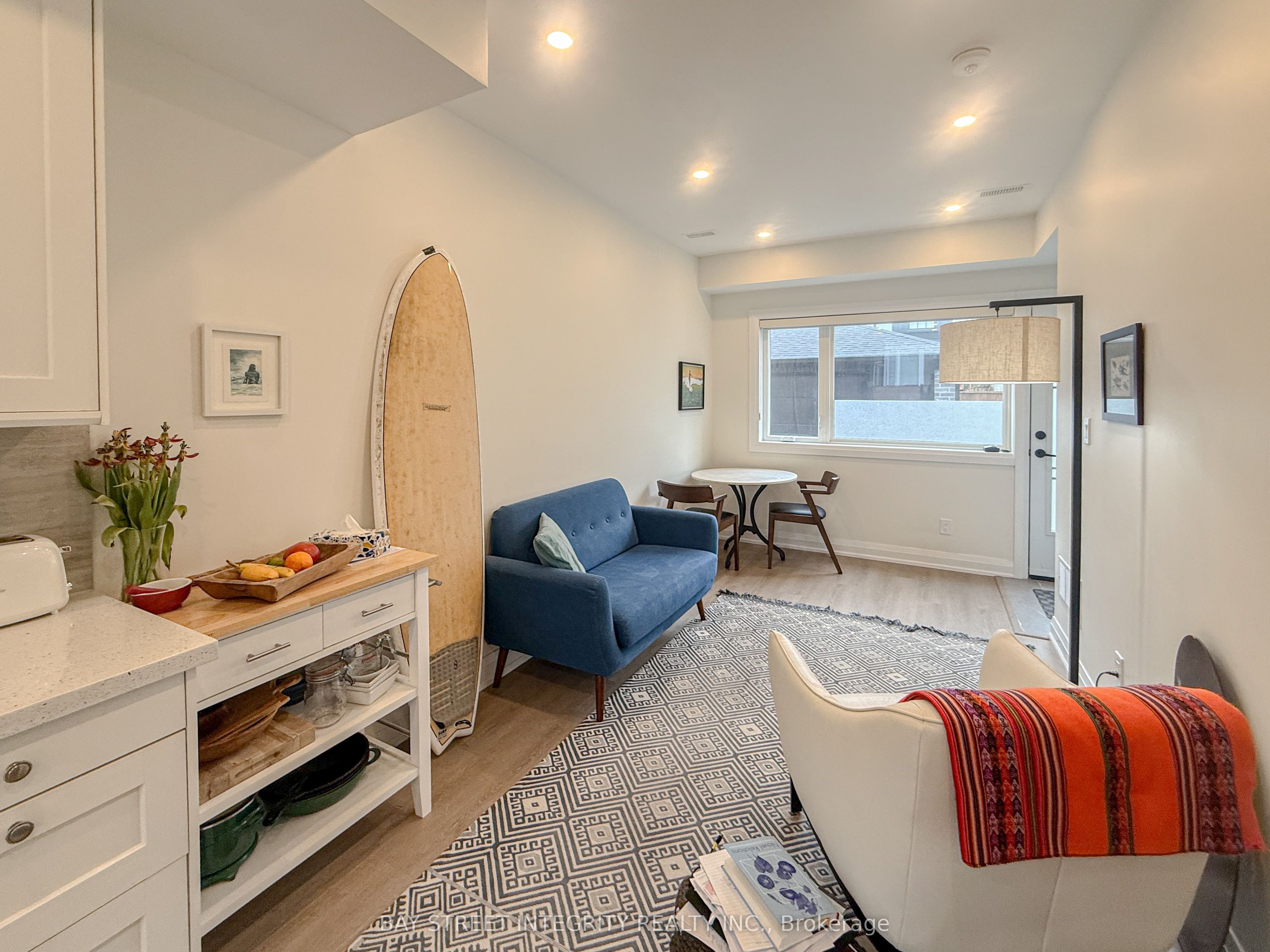 598 Crawford Street Laneway, Toronto, ON M6G 3K2 photo 3