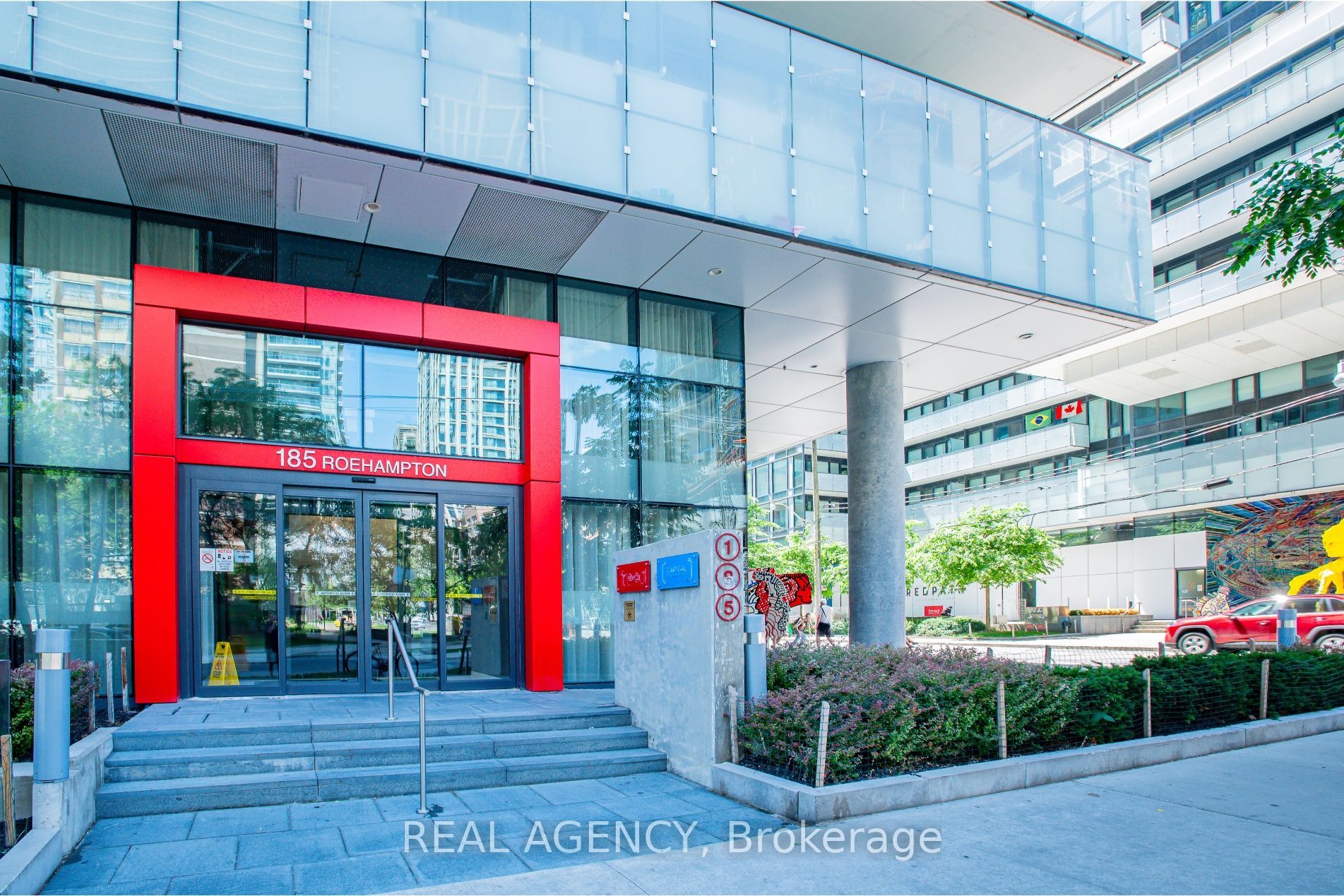 185 Roehampton Avenue 2512, Toronto, ON M4P 2K5 photo 4