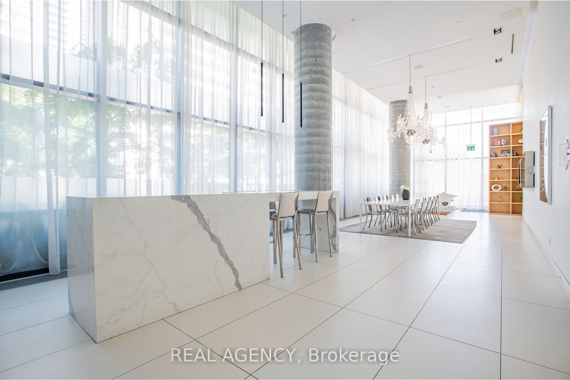 185 Roehampton Avenue 2512, Toronto, ON M4P 2K5 photo 5