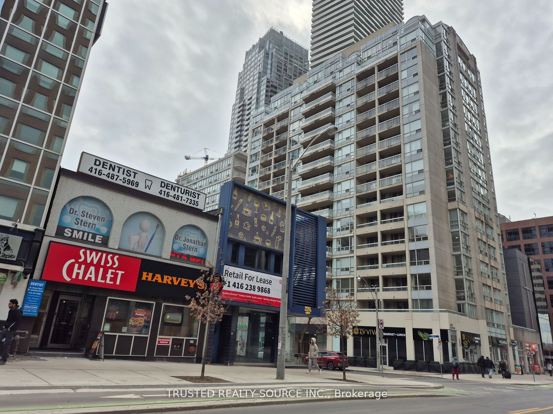 43 Eglinton Avenue E 1808, Toronto, ON M4P 1A2 photo 5