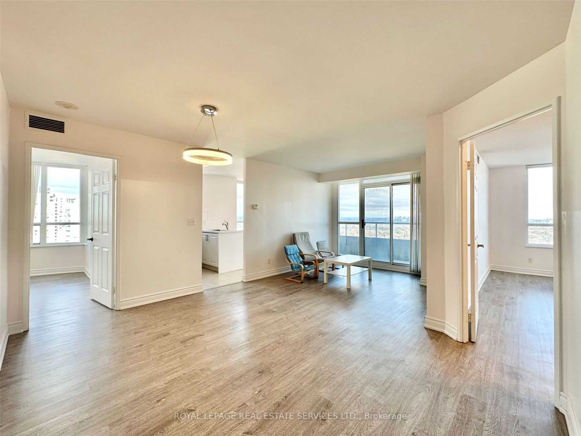23 Hollywood Avenue 3505, Toronto, ON M2N 7L8 photo 2
