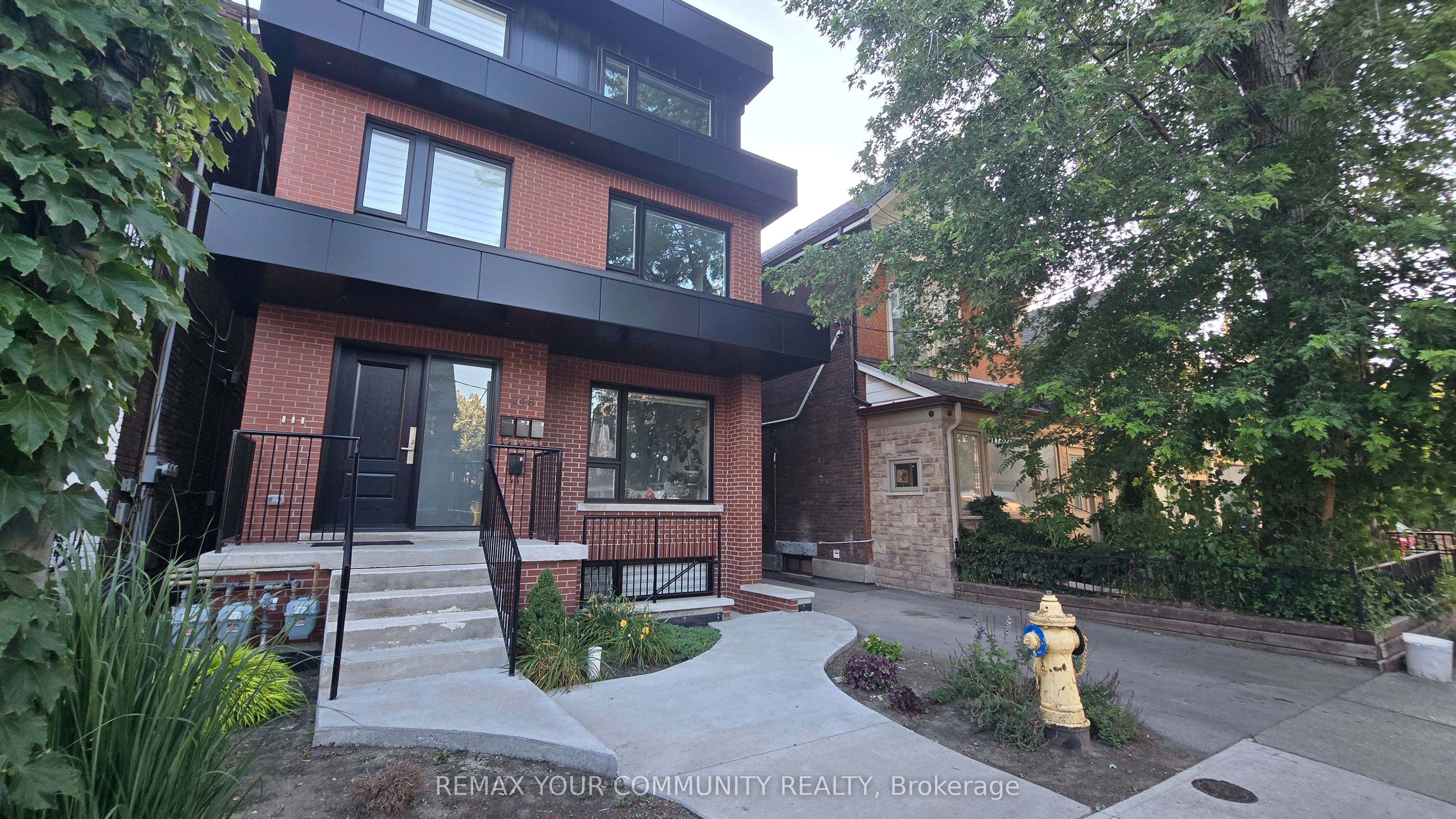 248 Gladstone Avenue BSMT, Toronto, ON M6J 3L6 photo 3