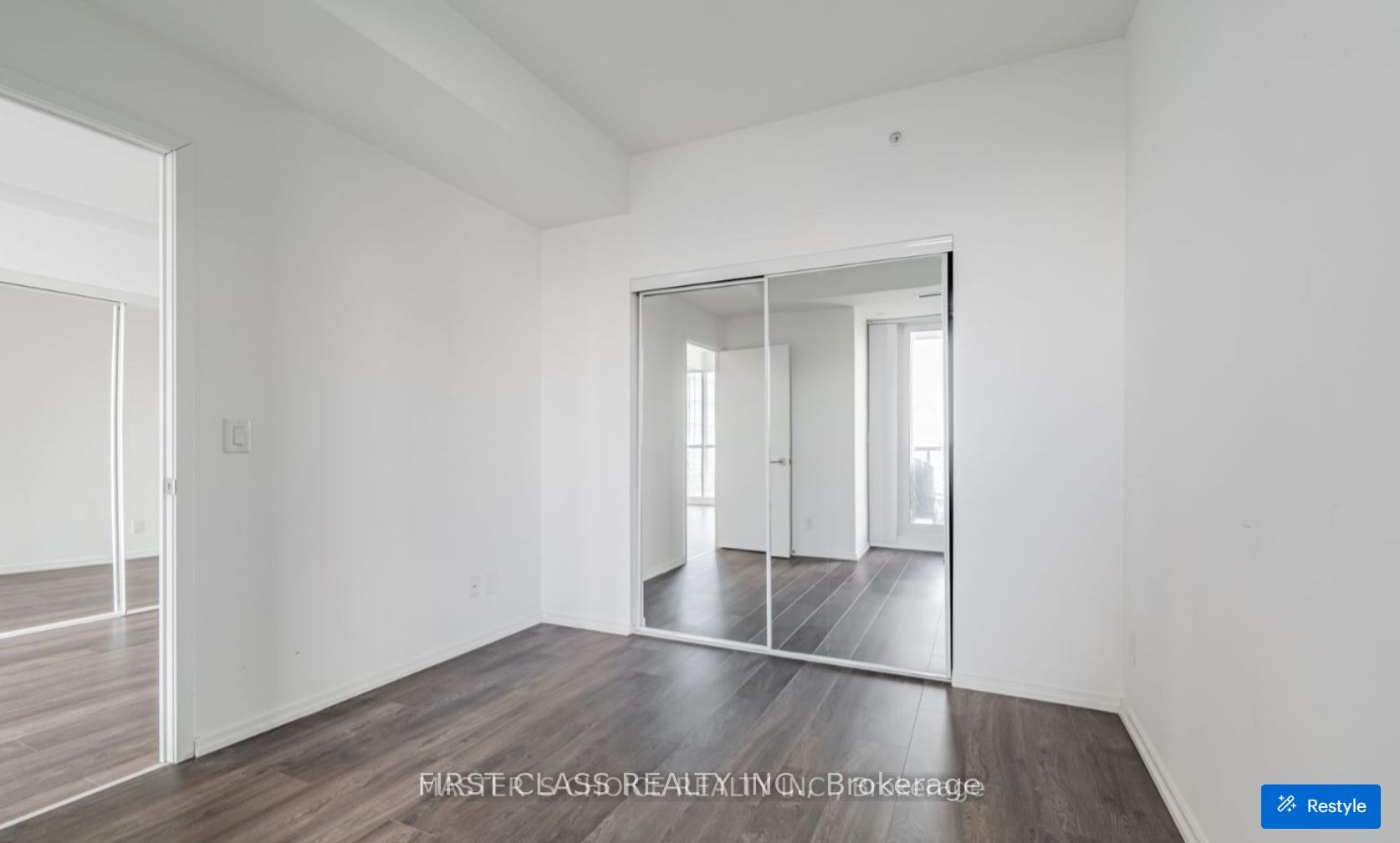 70 Temperance Street 4303, Toronto, ON M5H 0B1 photo 5