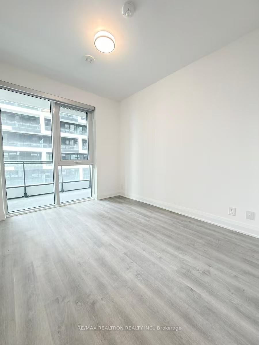 65 Broadway Avenue 1609, Toronto, ON M4P 1T9 photo 5
