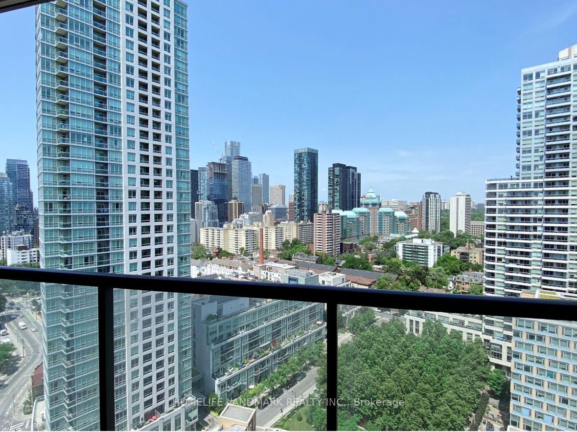 159 Wellesley Street 2010, Toronto, ON M4Y 0H5 photo 4