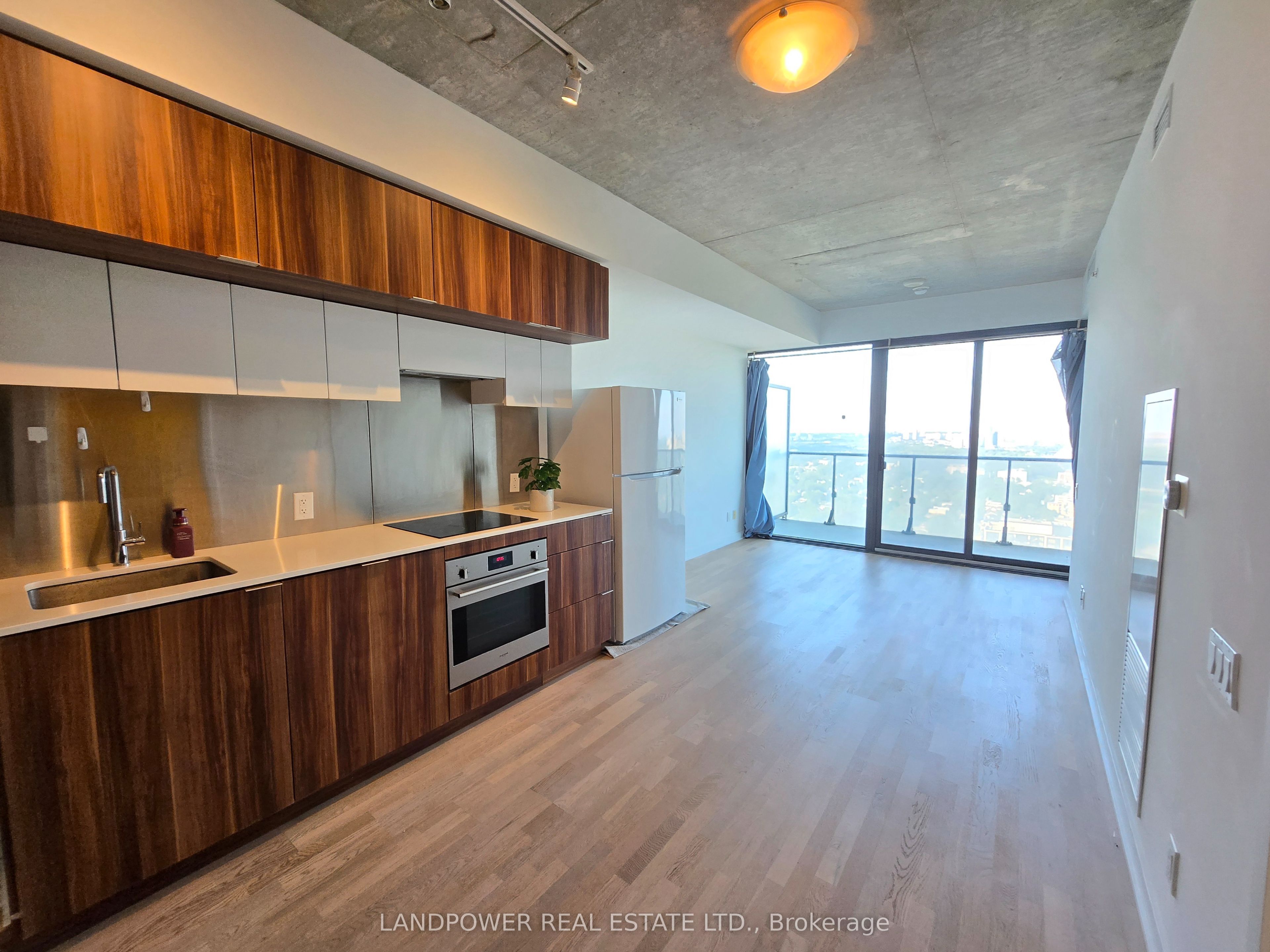 185 Roehampton Avenue 3108, Toronto, ON M4P 0C6