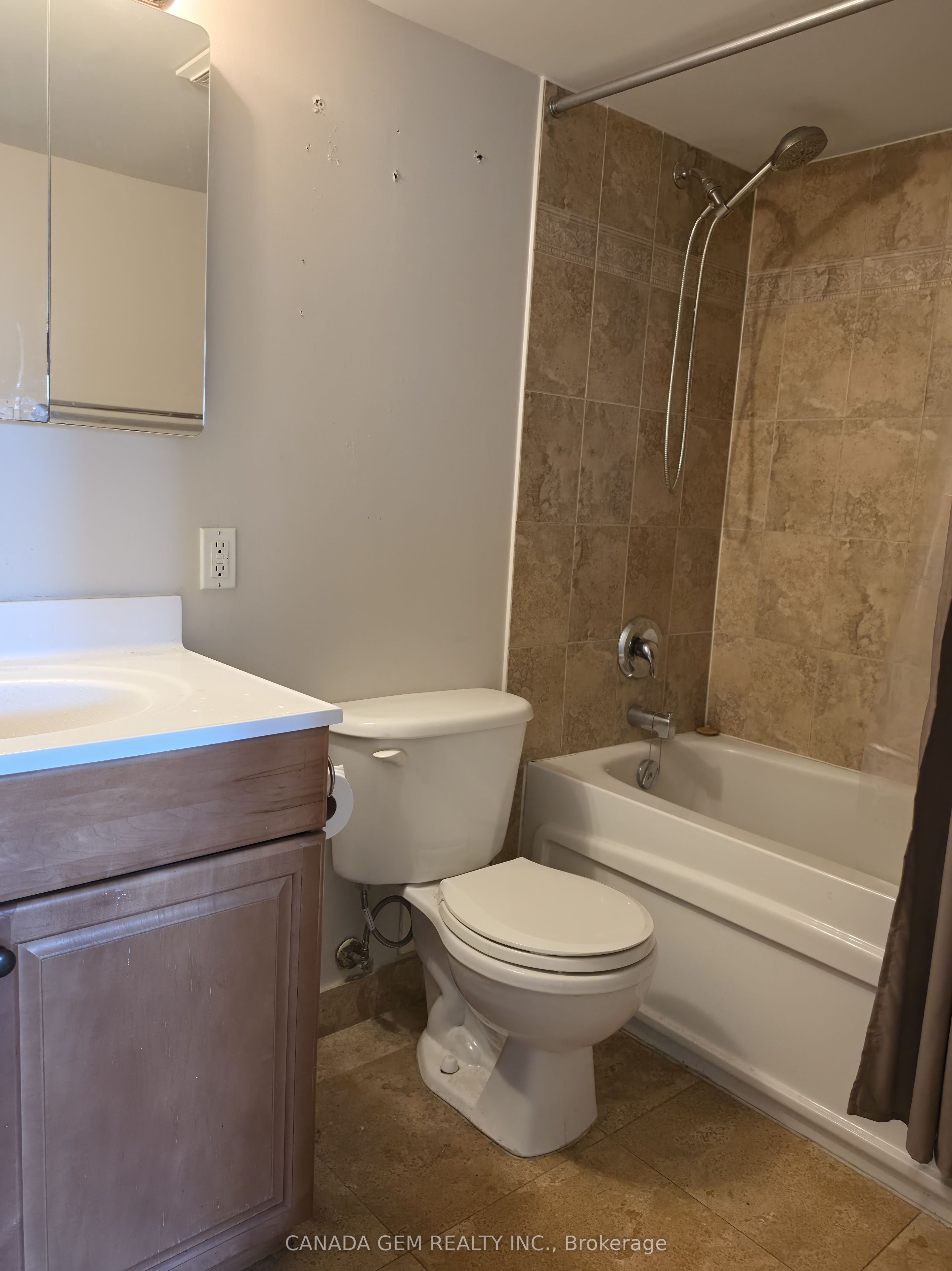 5949 Yonge Street 506, Toronto, ON M2M 3V8