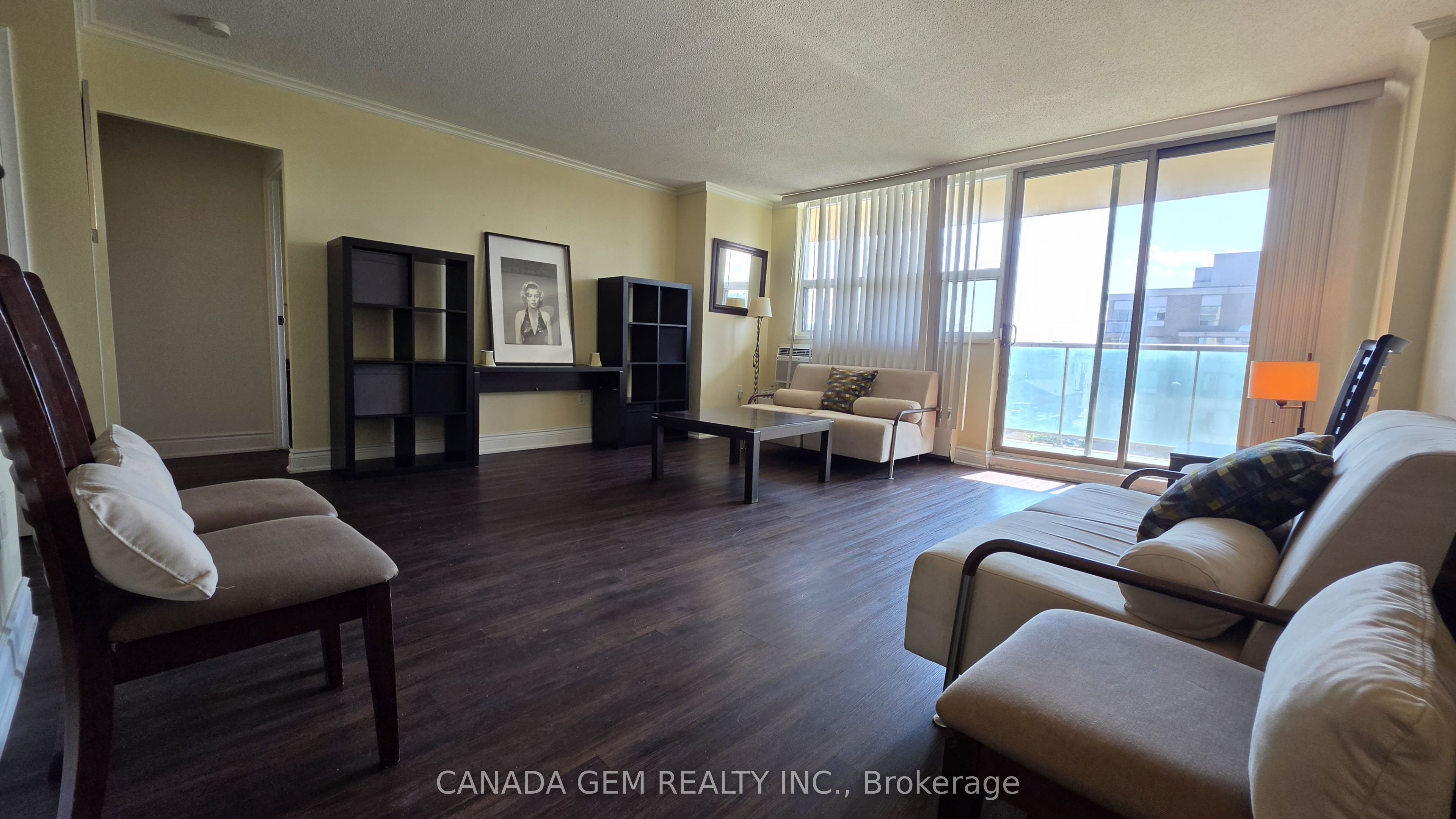 5949 Yonge Street 506, Toronto, ON M2M 3V8 photo 2
