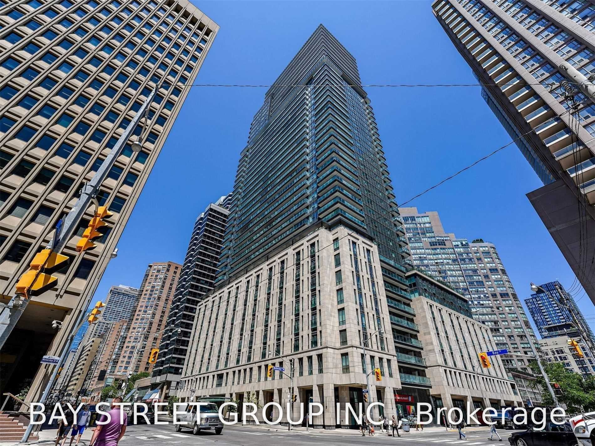 955 Bay Street 1710, Toronto, ON M5S 0C6