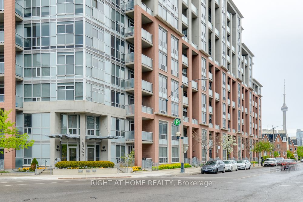 1 Shaw Street 323, Toronto, ON M6K 0A1 photo 2