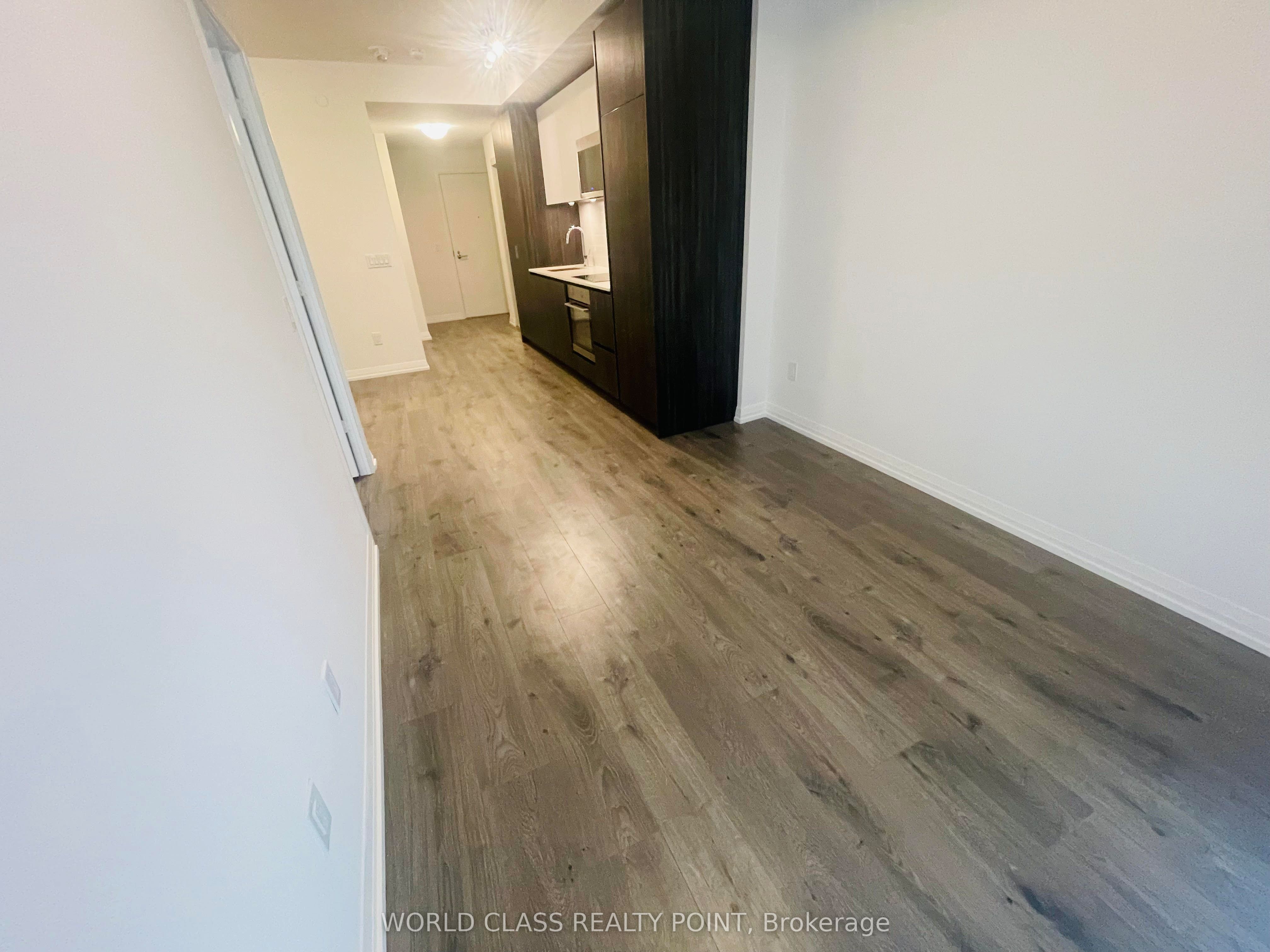 28 Widmer Street 3022, Toronto, ON M5V 0T2 photo 3