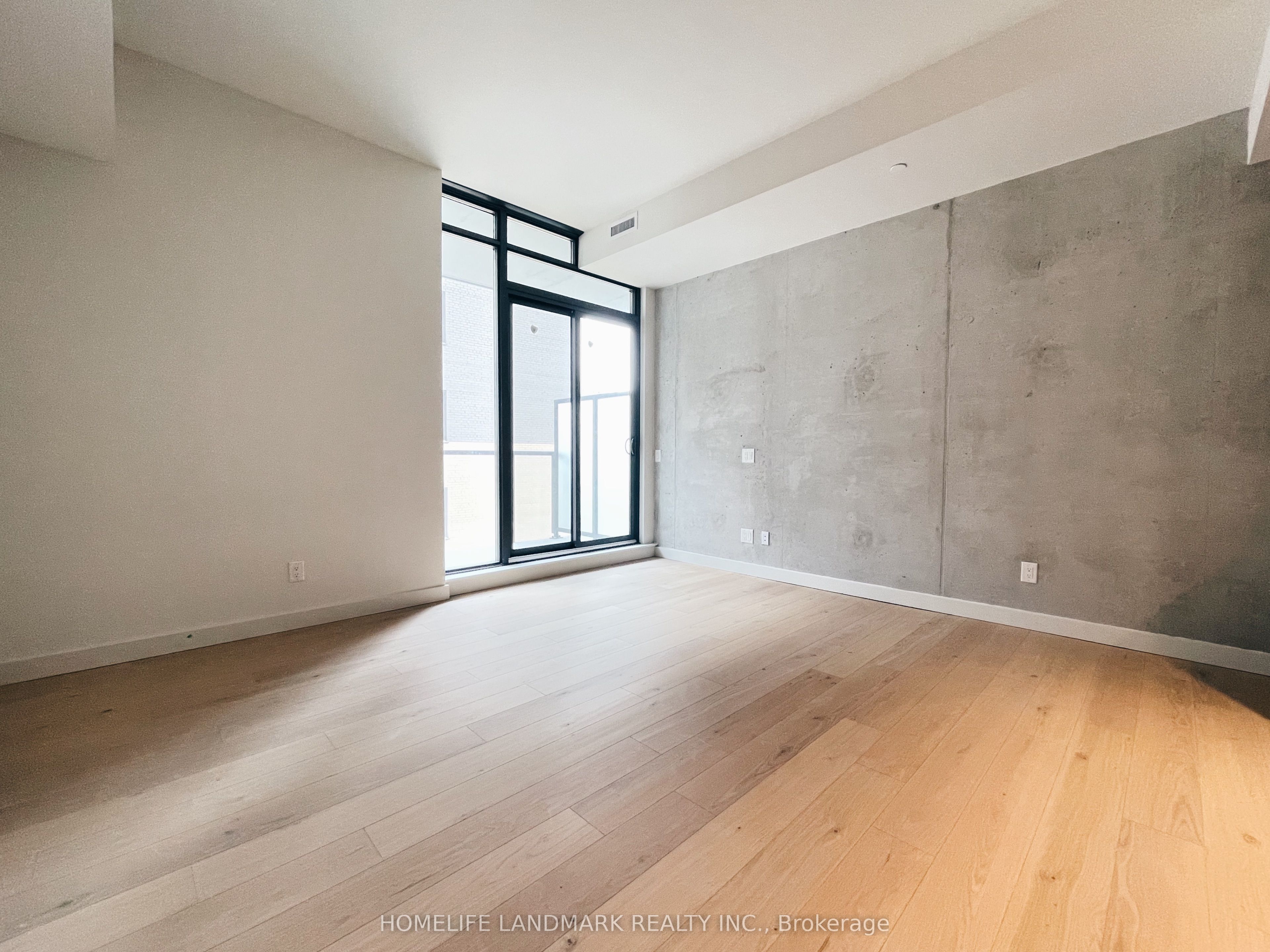 81 Wellesley Street E 601, Toronto, ON M4Y 0C5 photo 2
