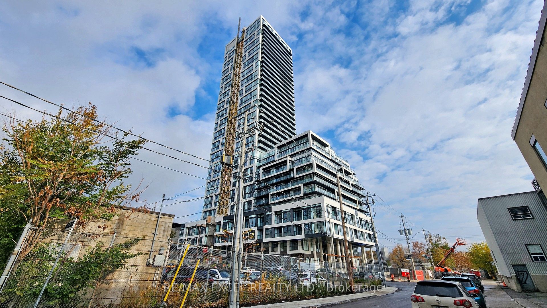 5 Defries Street 1105, Toronto, ON M5A 0W7 photo 2
