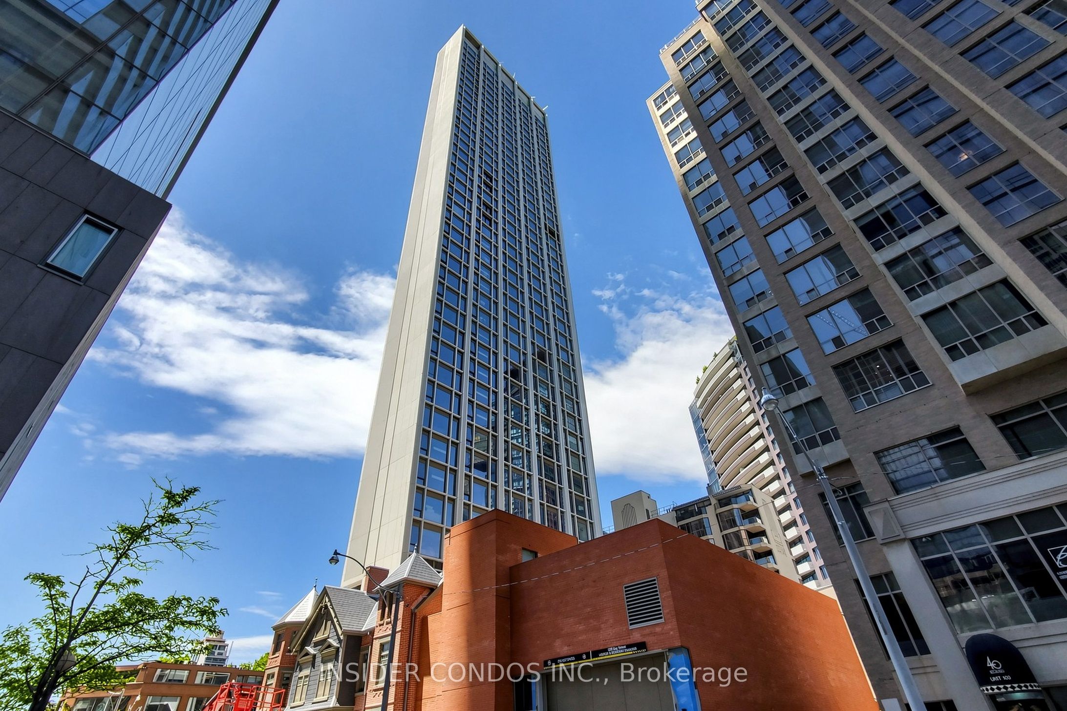 1315 Bay Street 1703, Toronto, ON M5R 2C4