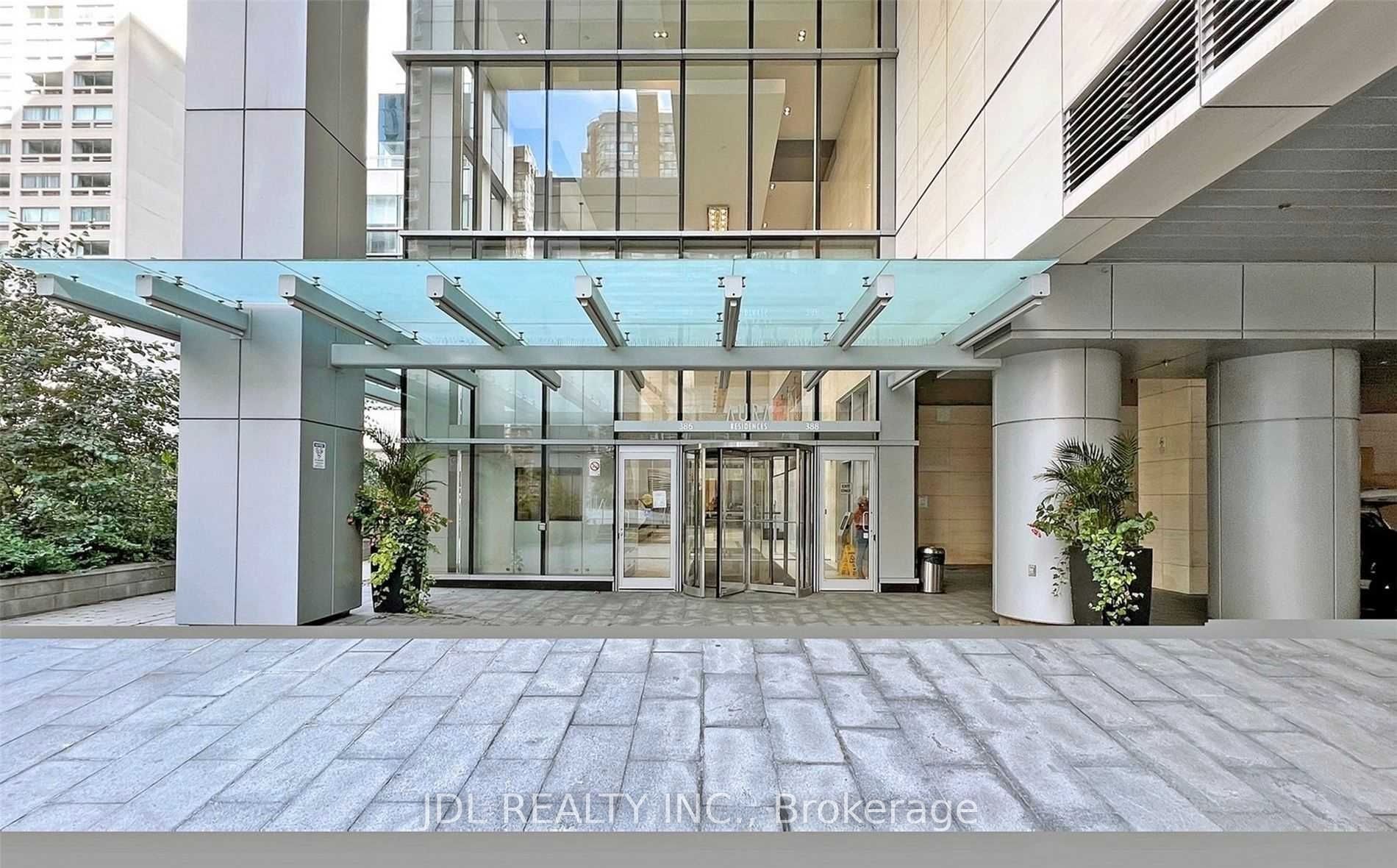 386 Yonge Street 2812(Furnished), Toronto, ON M5B 0A5 photo 3