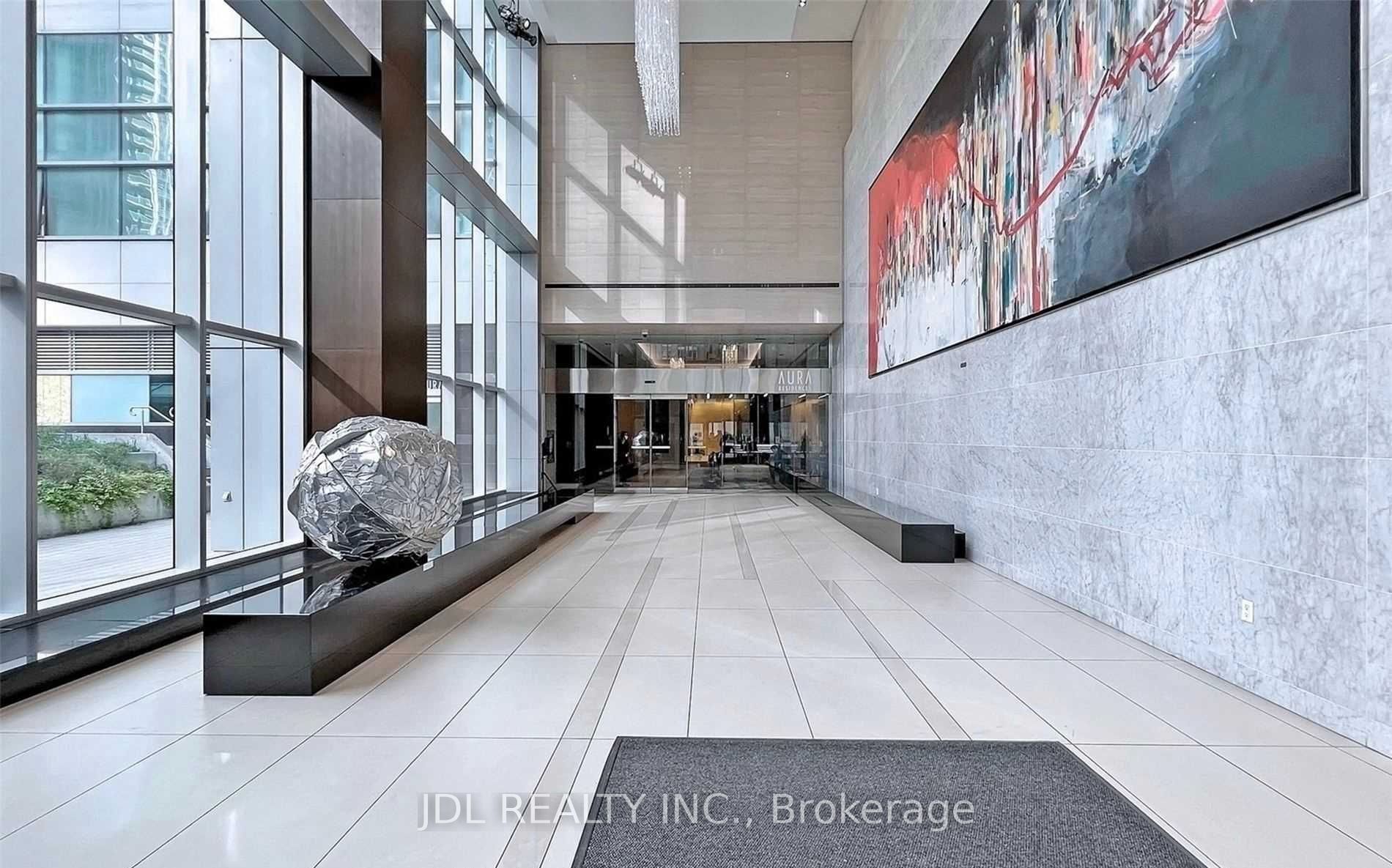 386 Yonge Street 2812(Furnished), Toronto, ON M5B 0A5 photo 4