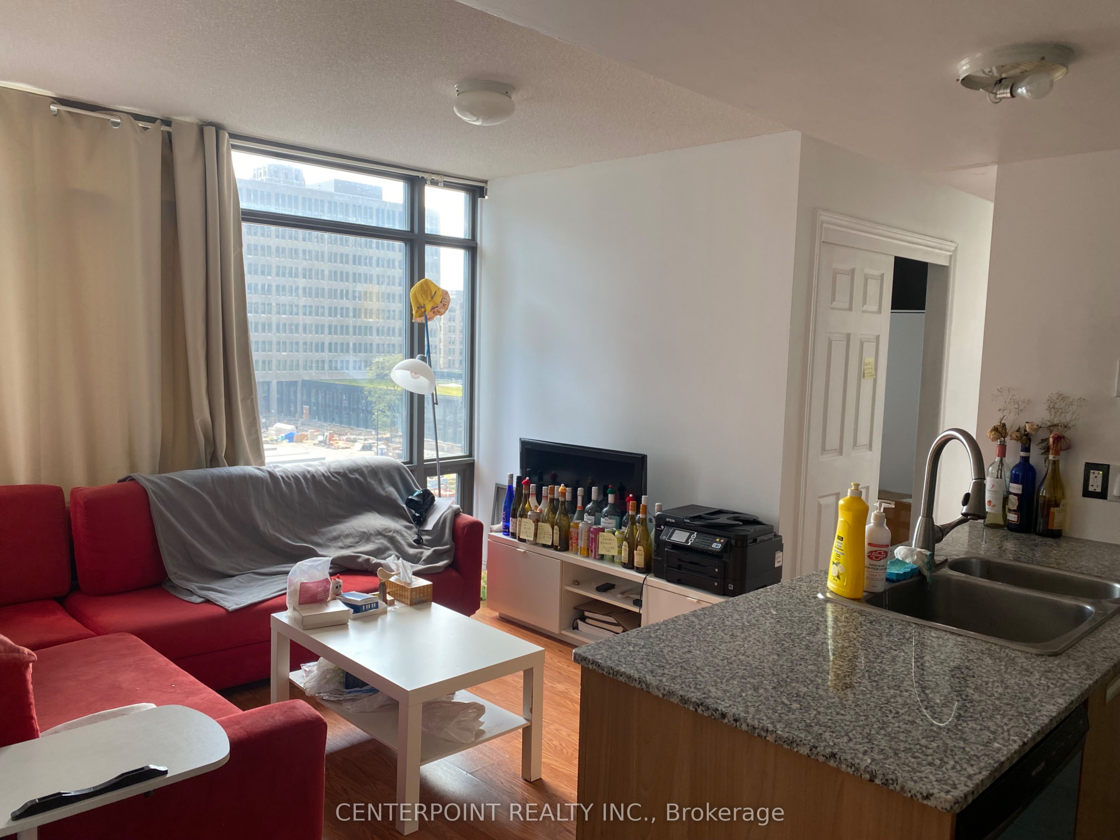 37 Grosvenor Street 603, Toronto, ON M4Y 3G5 photo 4