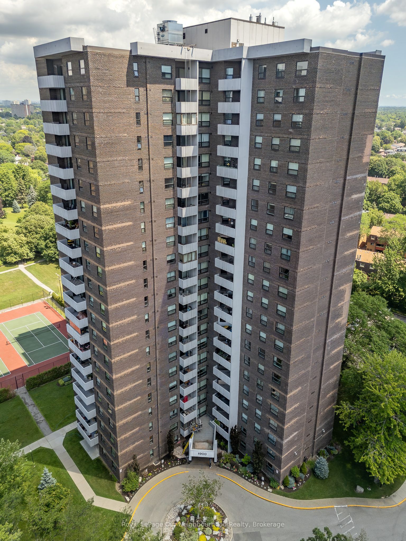 1900 Sheppard Avenue E 2203, Toronto, ON M2J 4T4
