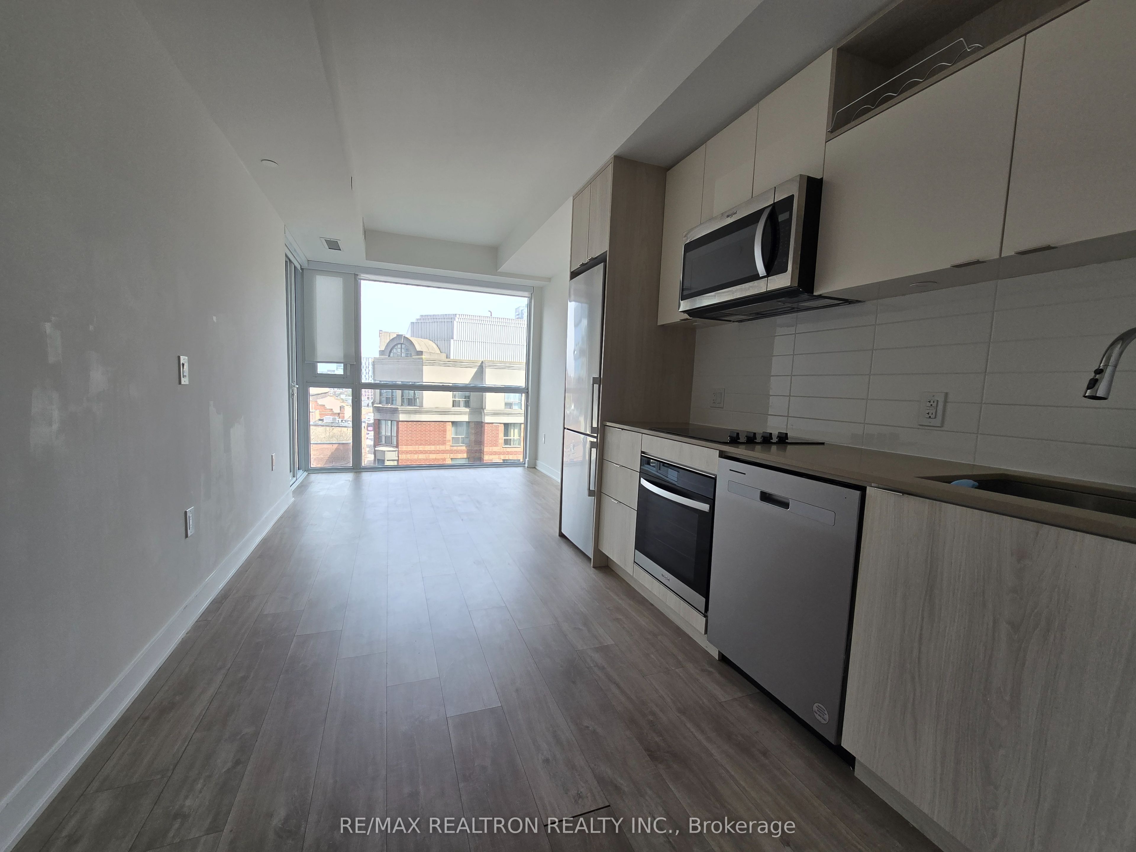70 Princess Street 808, Toronto, ON M5A 0X6 photo 3