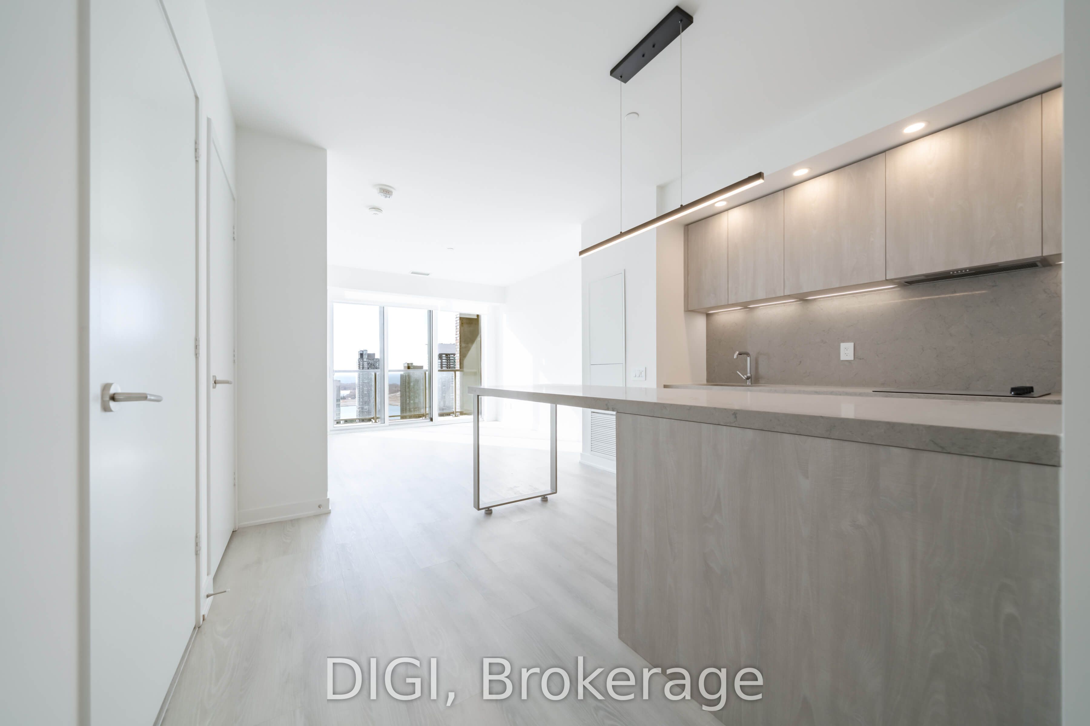 57 Spadina Avenue 3307, Toronto, ON M5V 0T9