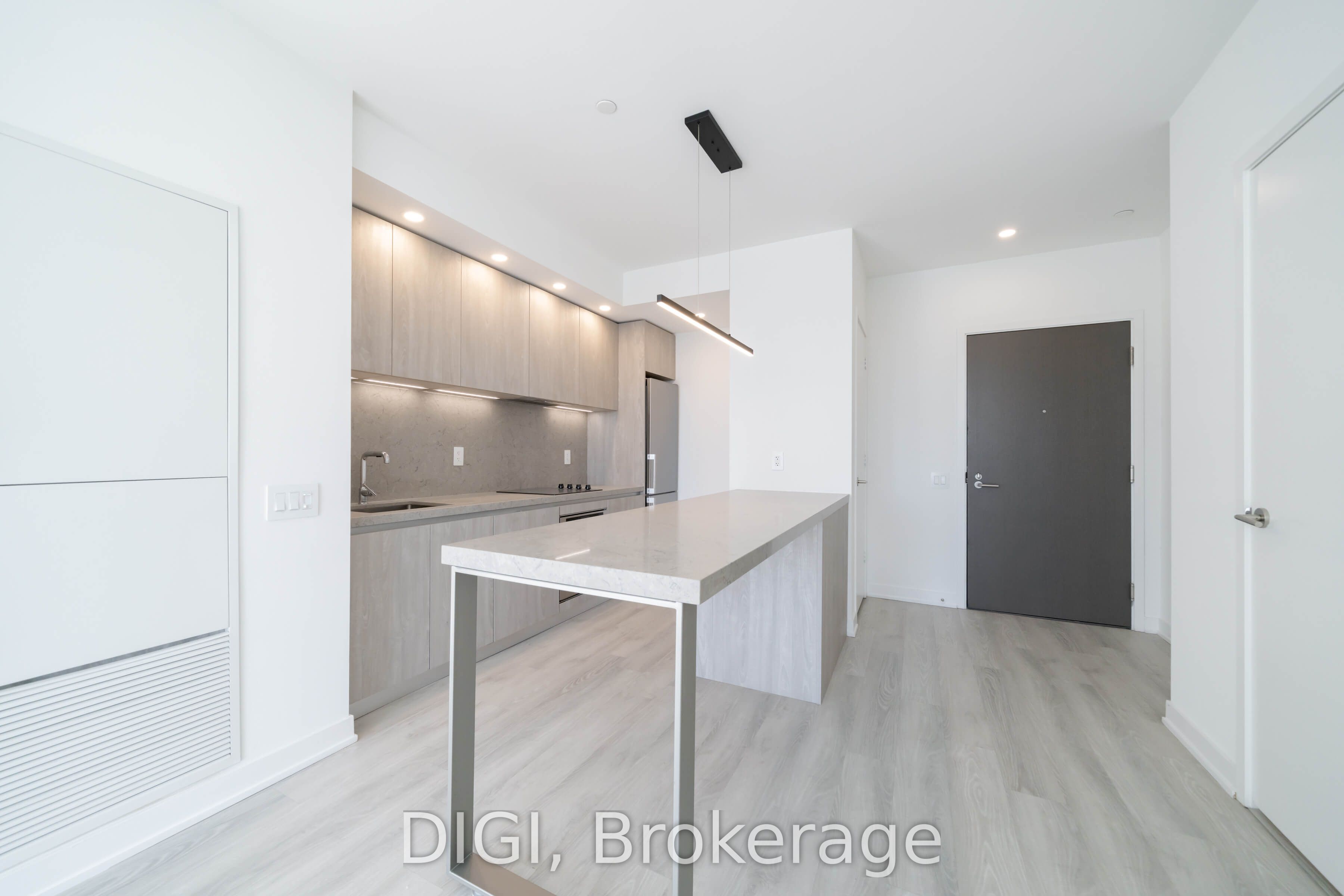 57 Spadina Avenue 3307, Toronto, ON M5V 0T9 photo 4