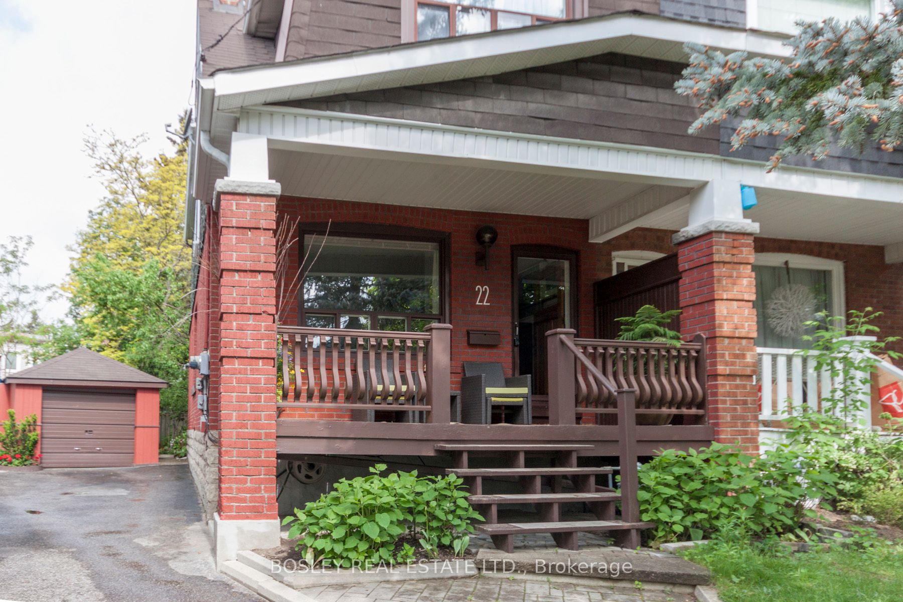 22 Martin Crescent, Toronto, ON M4S 2V2 photo 2