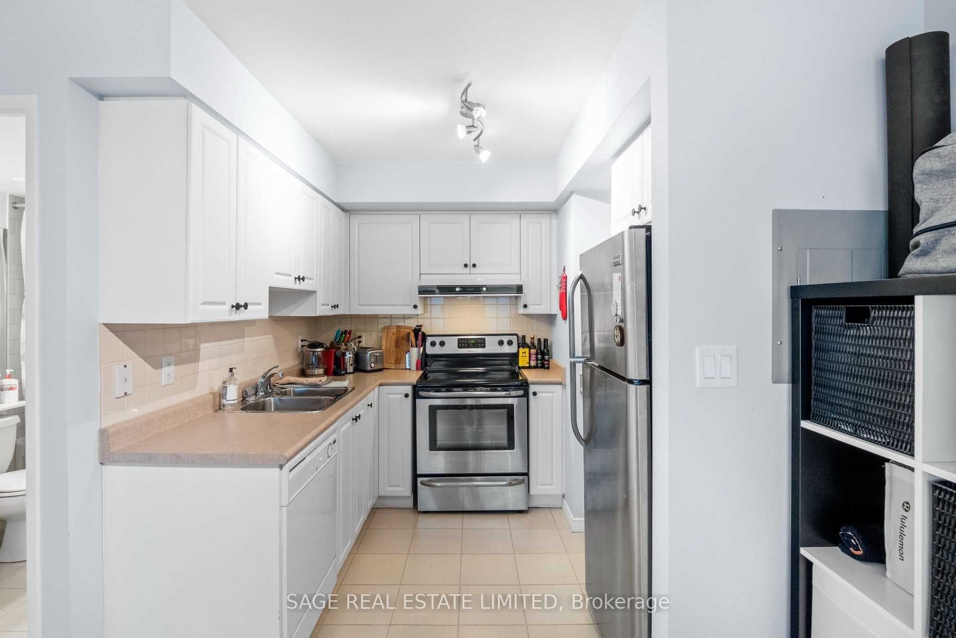 230 King Street E 504, Toronto, ON M5A 1K5 photo 5
